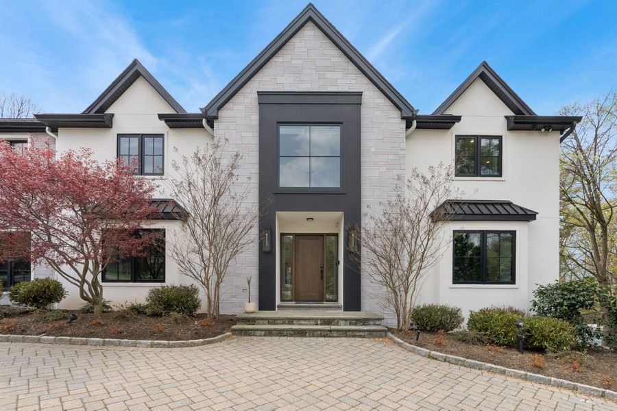  for RJT Custom Builders in Woodcliff Lake, NJ