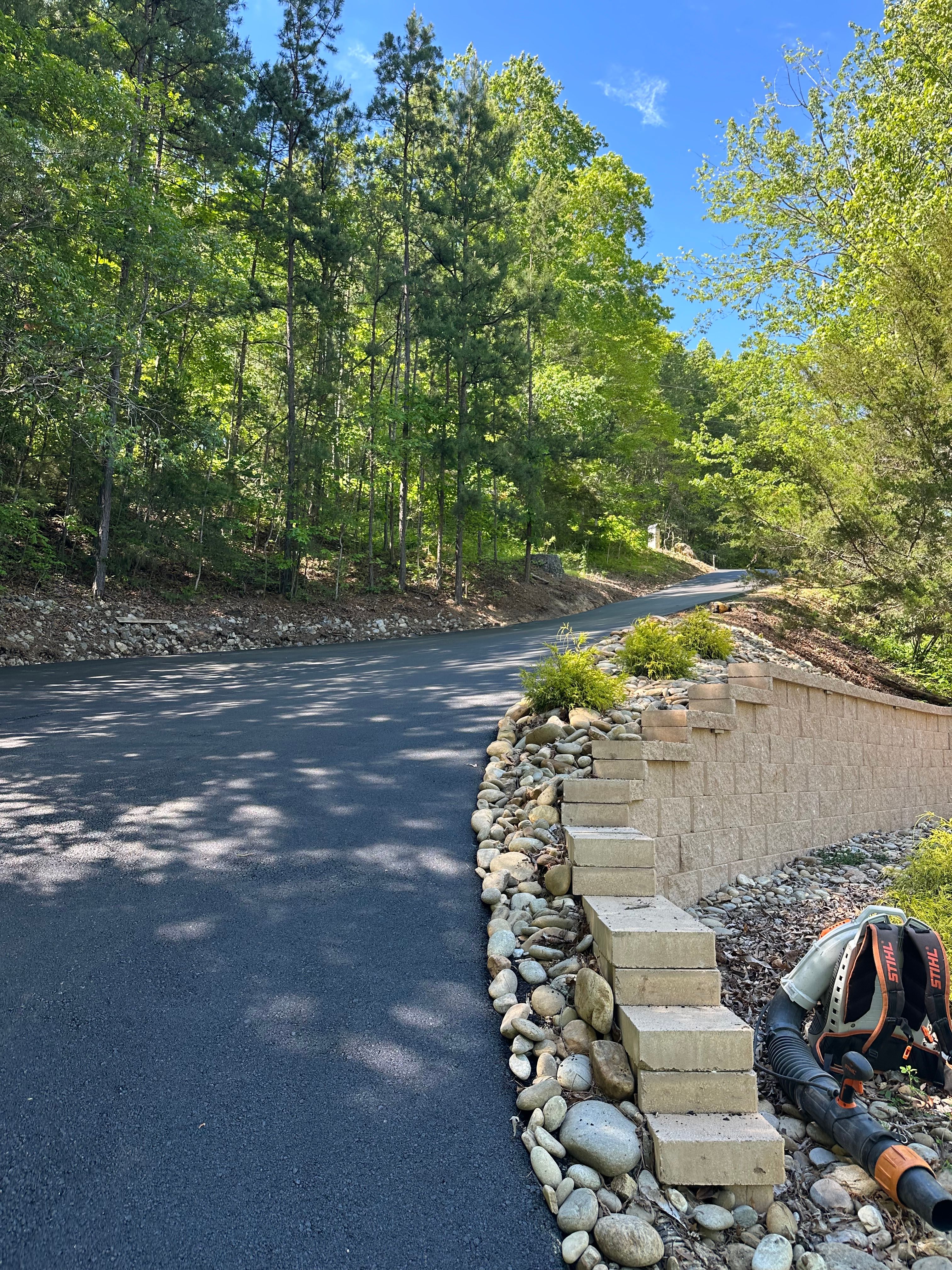  for Metzler Paving and Sealcoating LLC in Jacksboro, TN