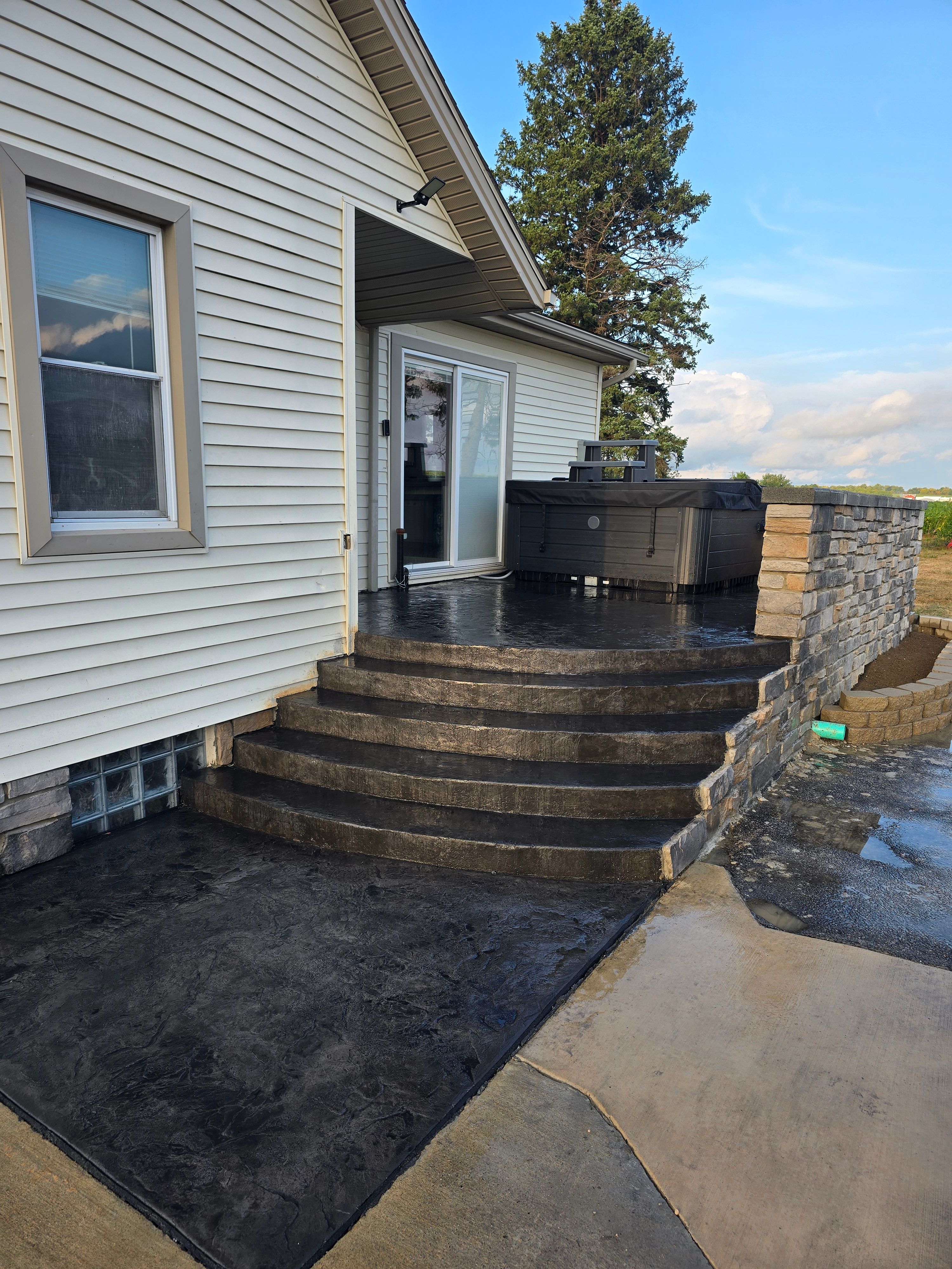  for Williams Custom Concrete in Poland Center, OH