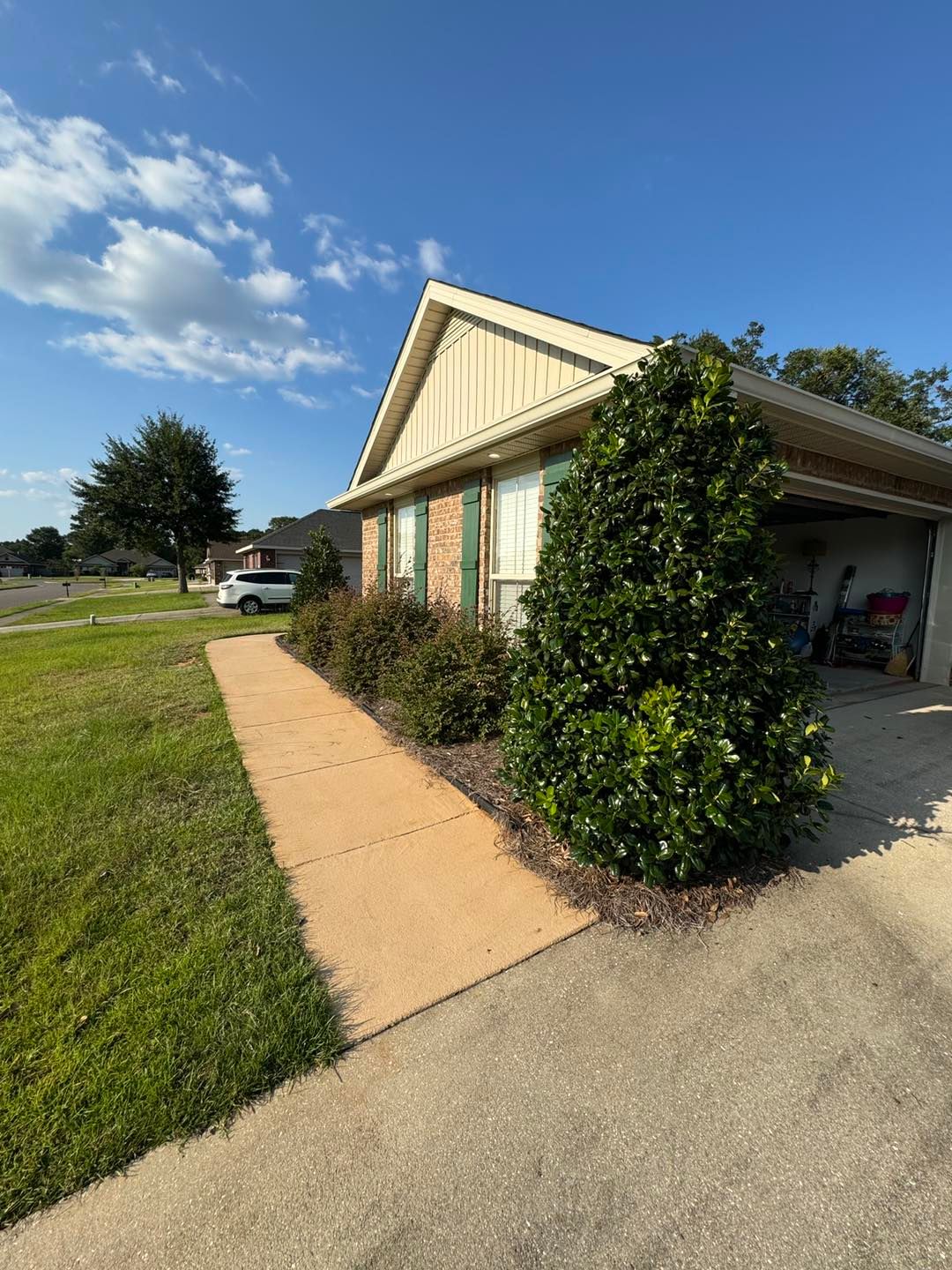  for Johnson Lawn Care in Mobile, AL