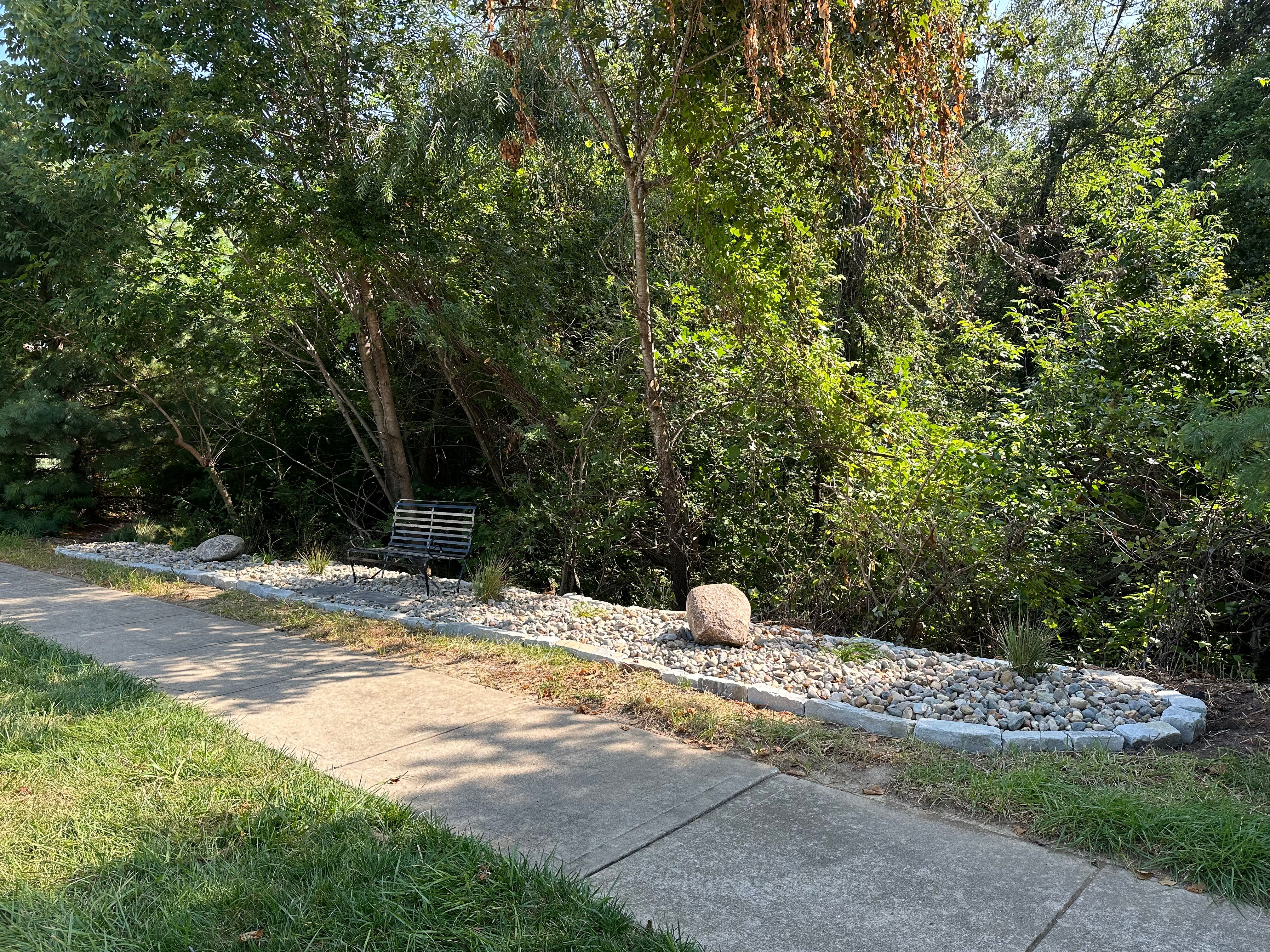  for Thomas' Lawn Care in Maryville, MO