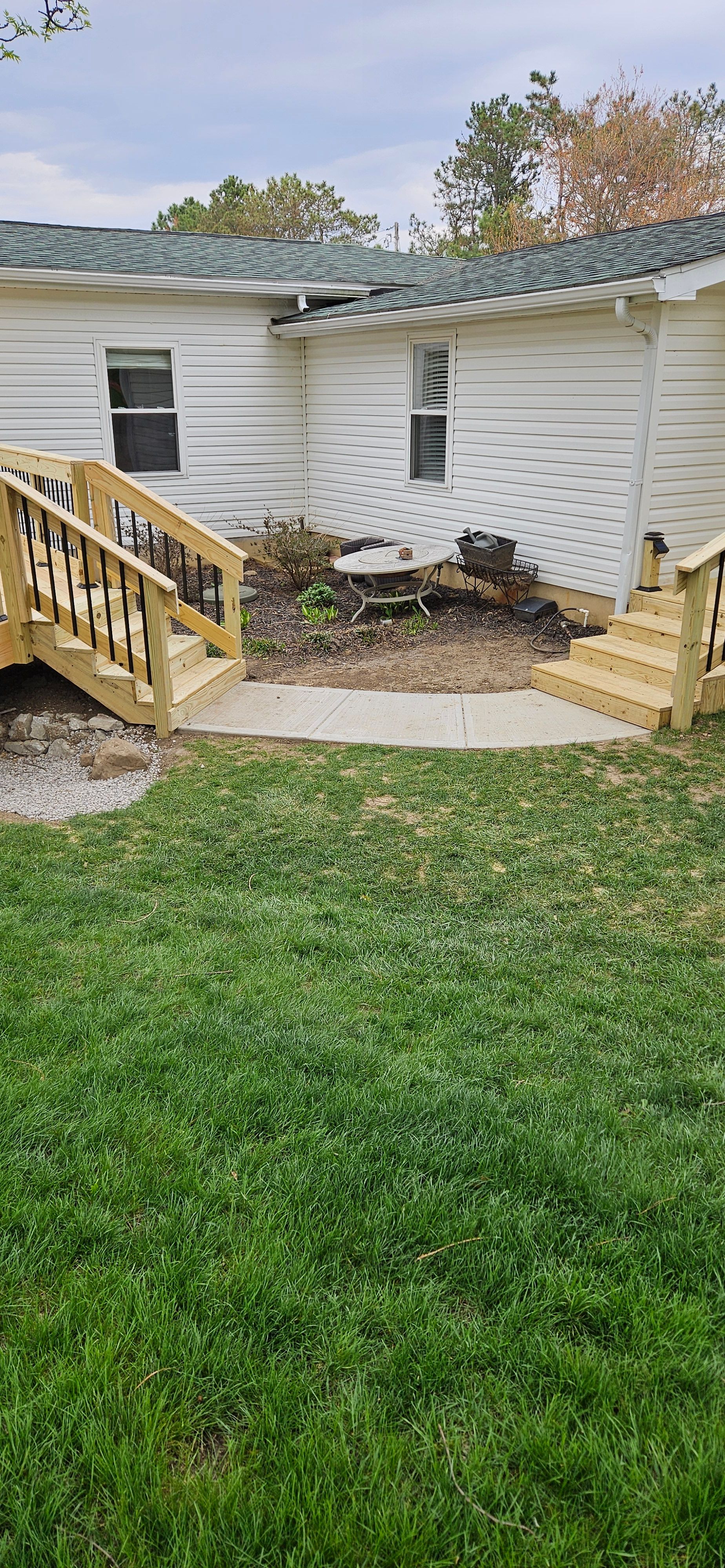 Deck Resurfacing for Upright Concrete Construction LLC in Plain City, OH