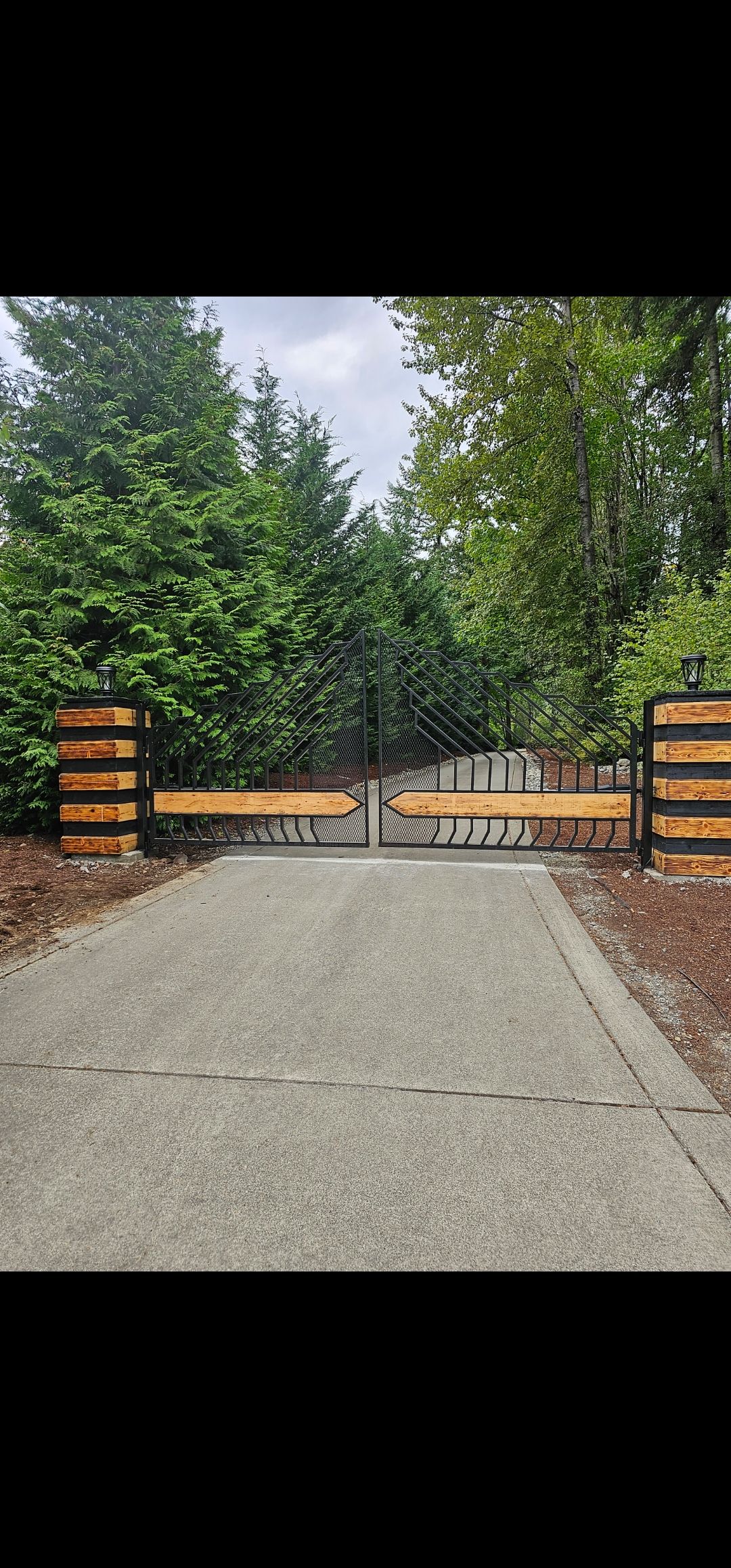  for Custom Gates Welding, LLC. in Auburn, WA