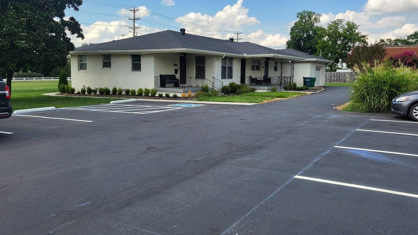  for Absolute Asphalt, Paving & Sealcoating in Lebanon, TN