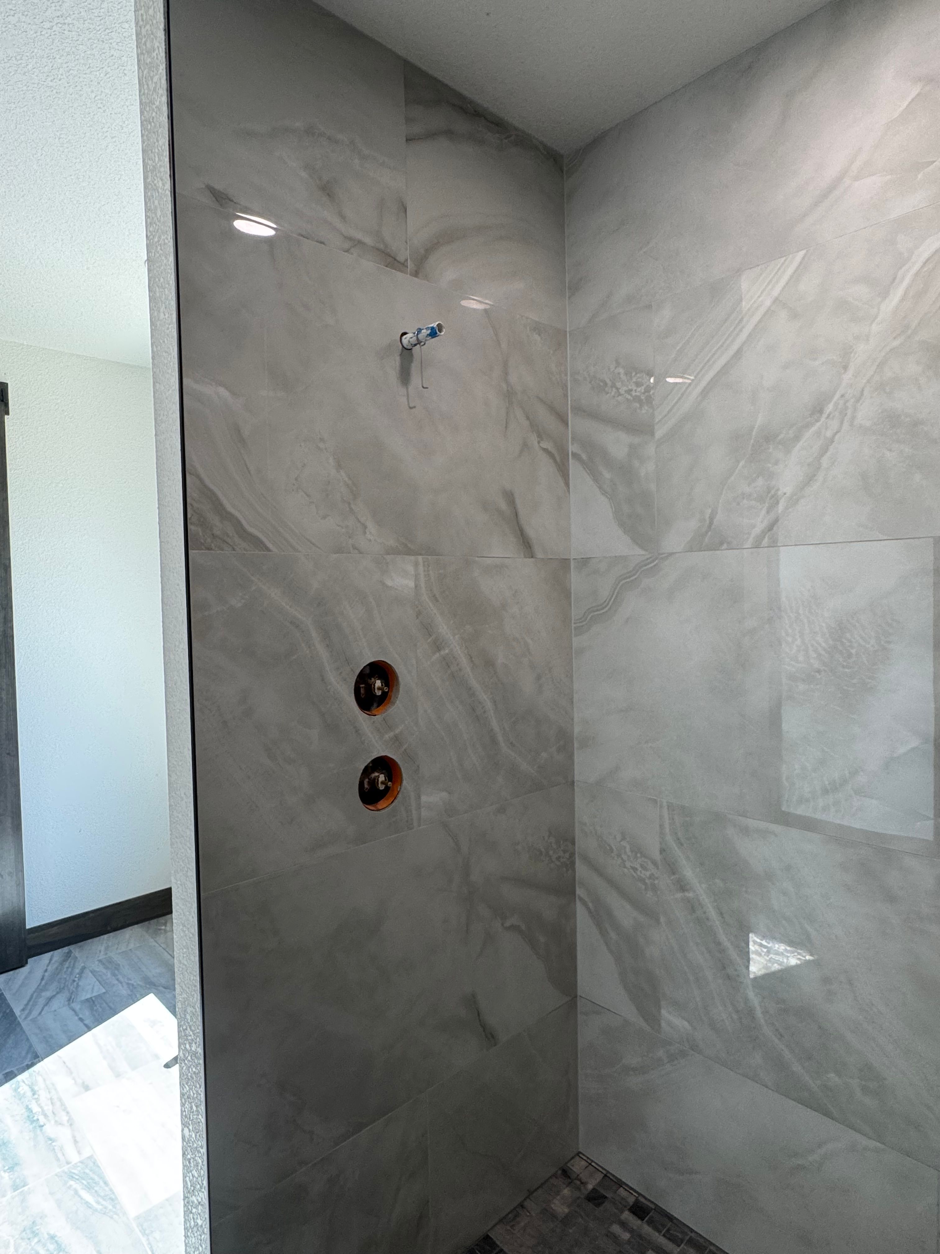  for Dakota Tile & Stone in Belle Fourche, SD