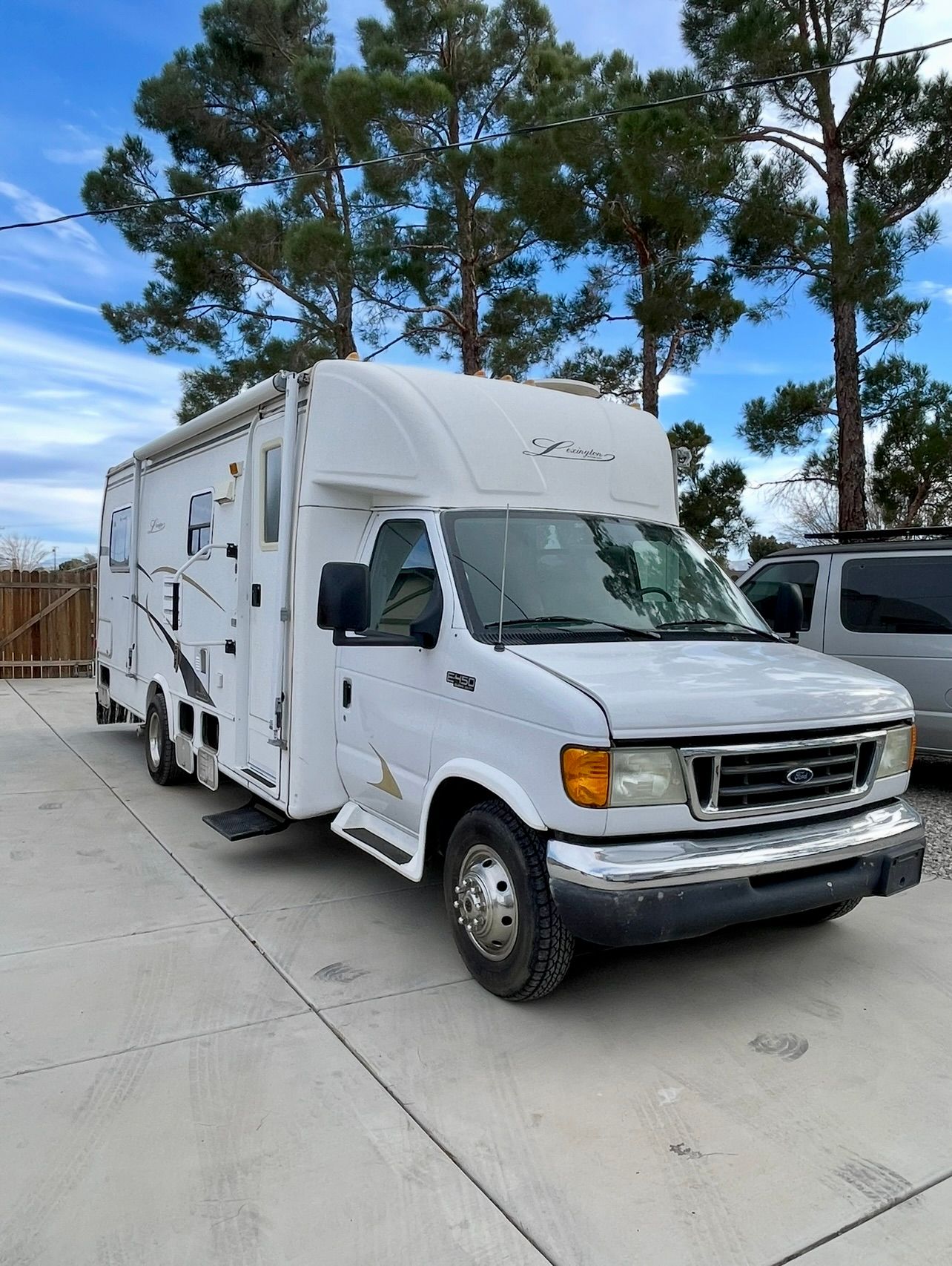 2003 Forest River Lexington Class B+ for Mauka to Makai RV Renovations in Los Angeles, CA