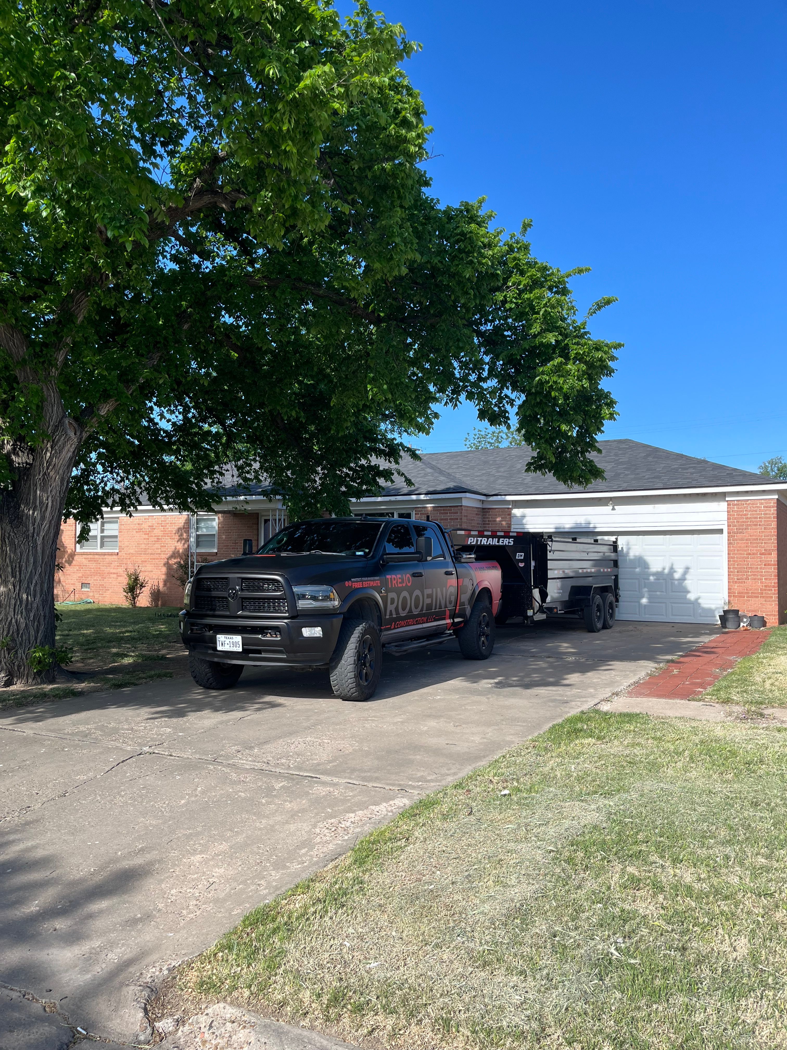 Roofing for Trejo Roofing & Construction in Perryton, TX