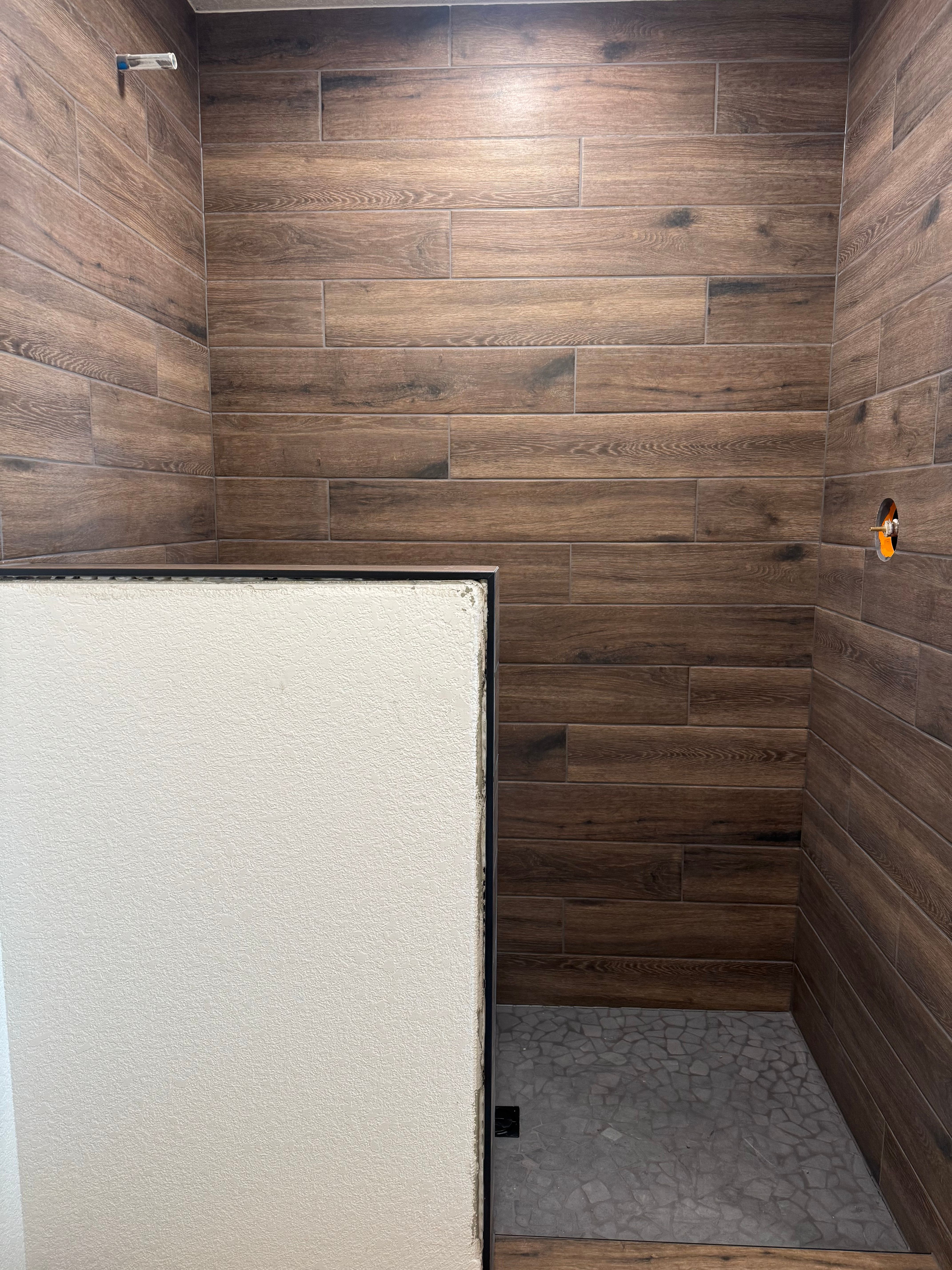  for Dakota Tile & Stone in Belle Fourche, SD