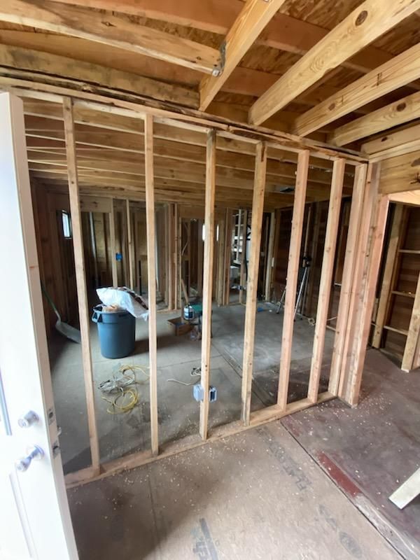  for Rocking R Home Construction And Design LLC in Smithville, TX