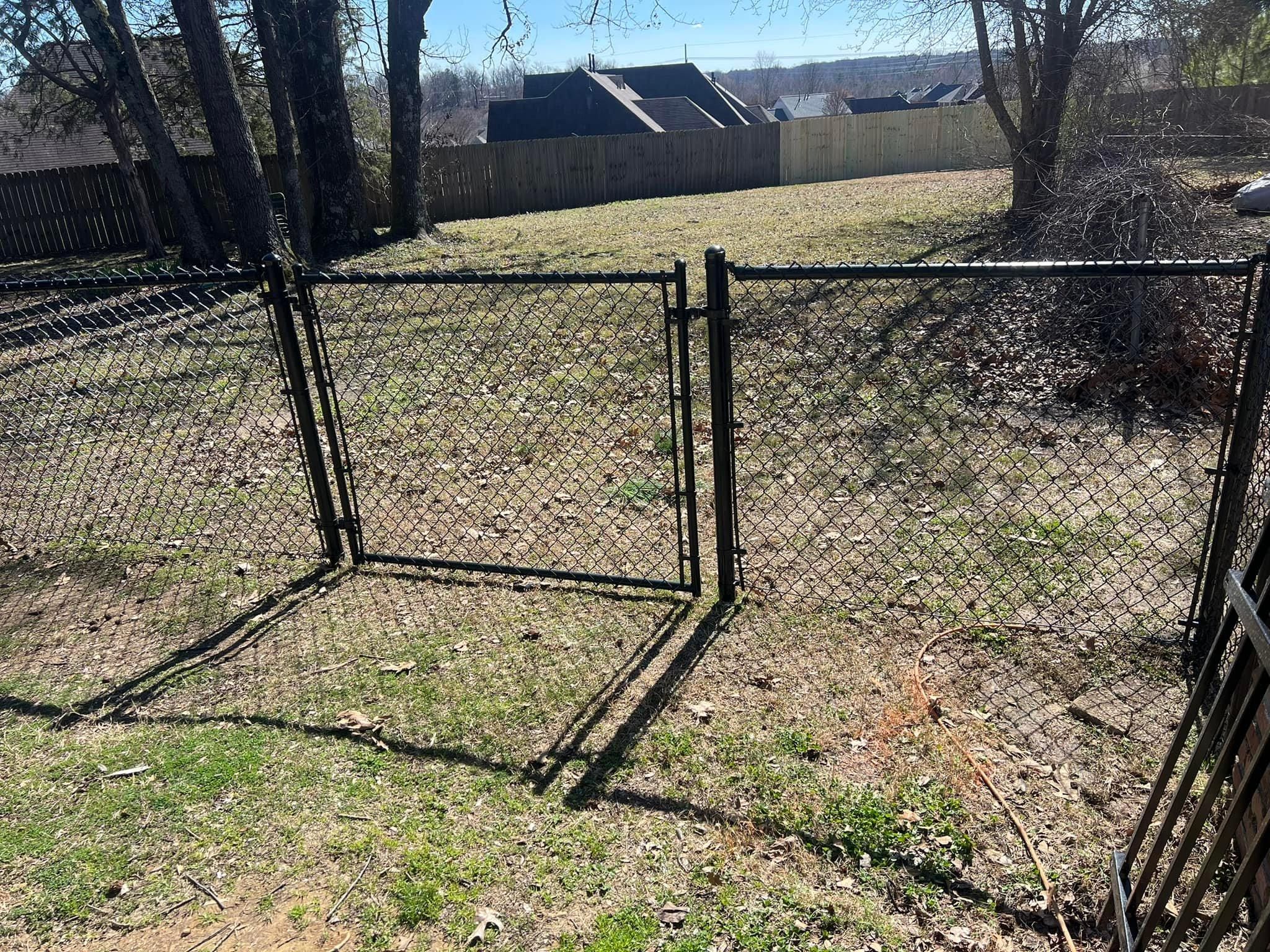  for Manning Fence, LLC in Hernando, MS