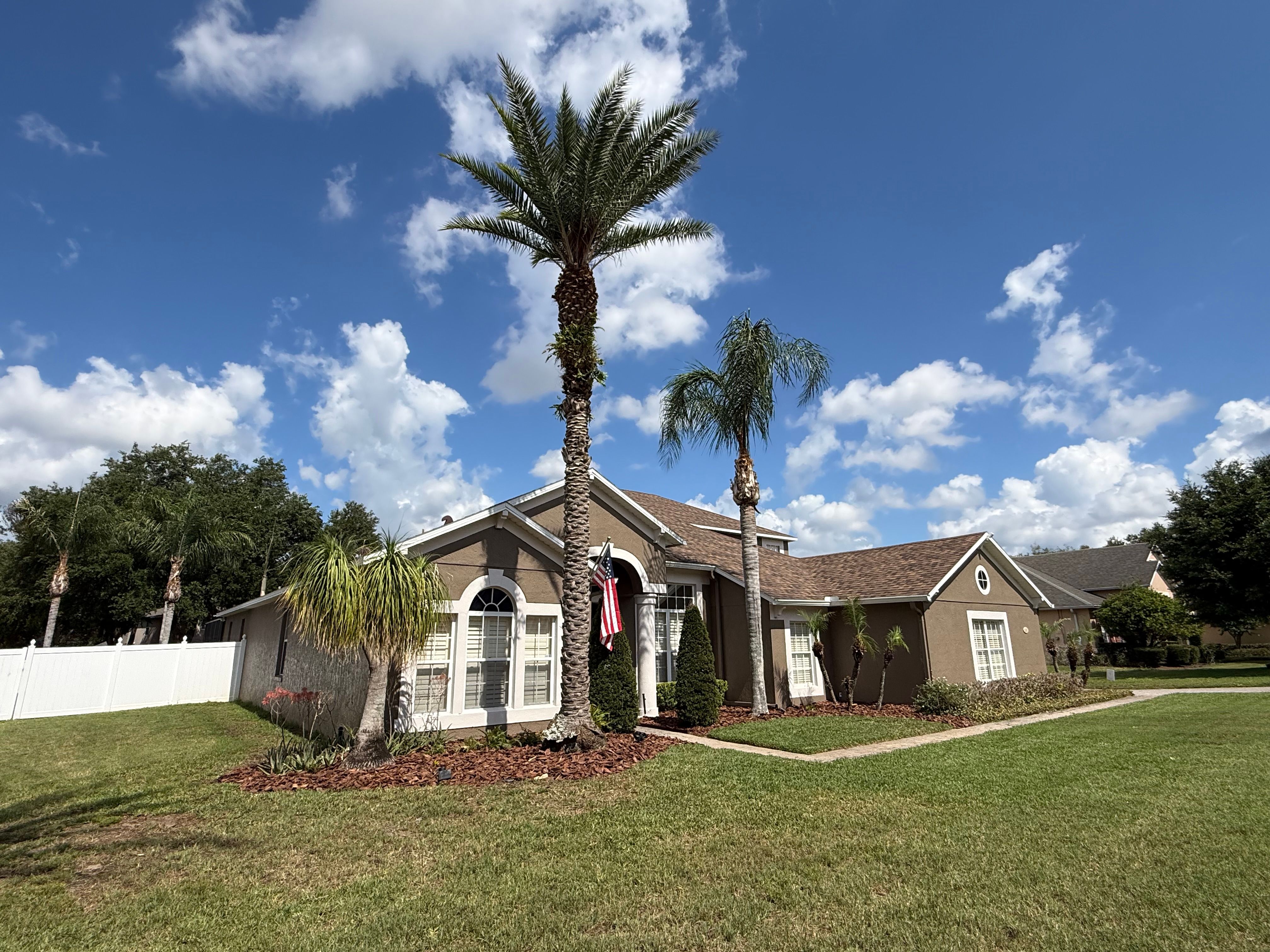  for Amerigrown Tree And Lawn in Apopka, FL