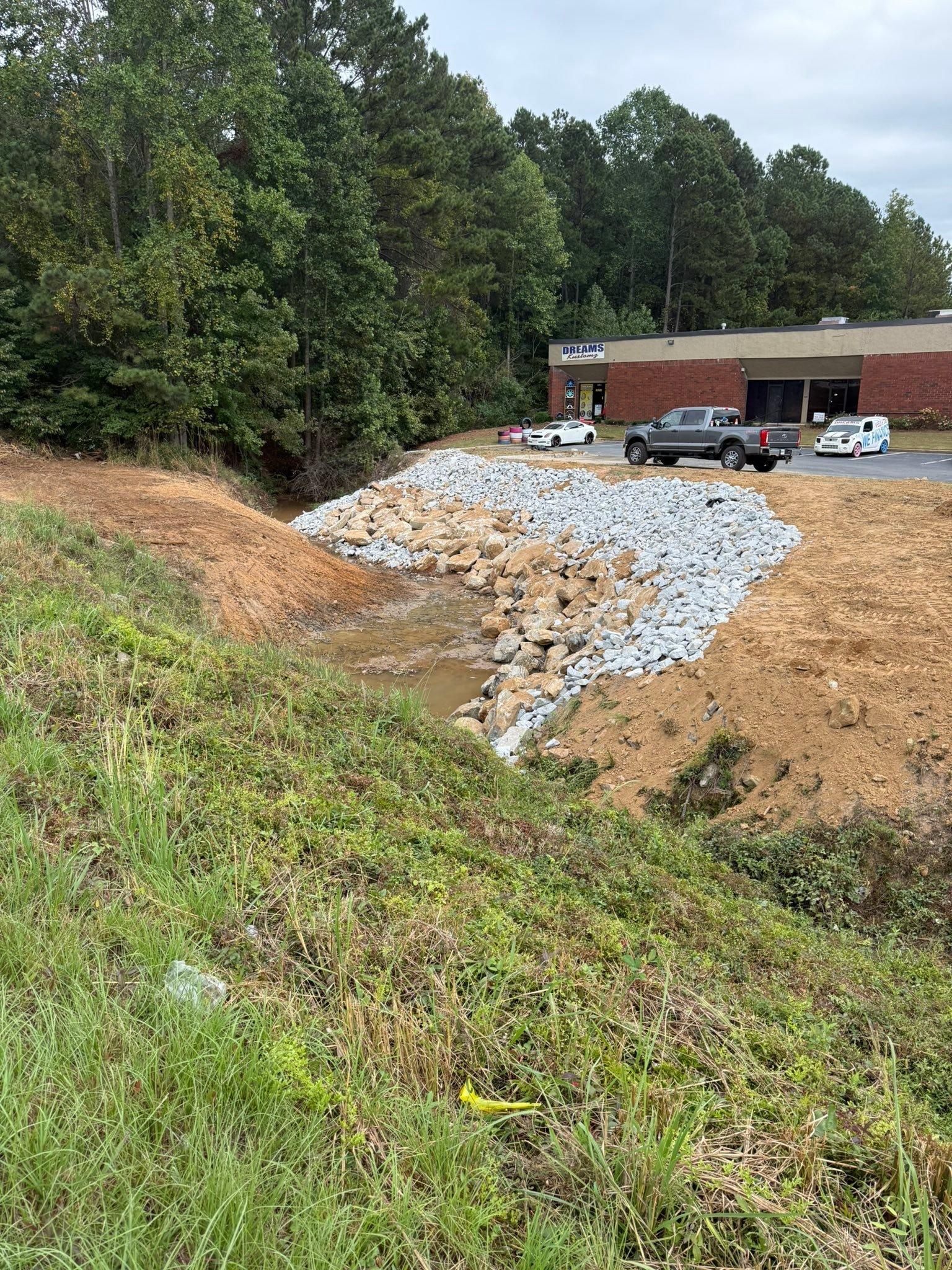 All Photos for J&J Hauling and Outdoor LLC  in Fayetteville, GA