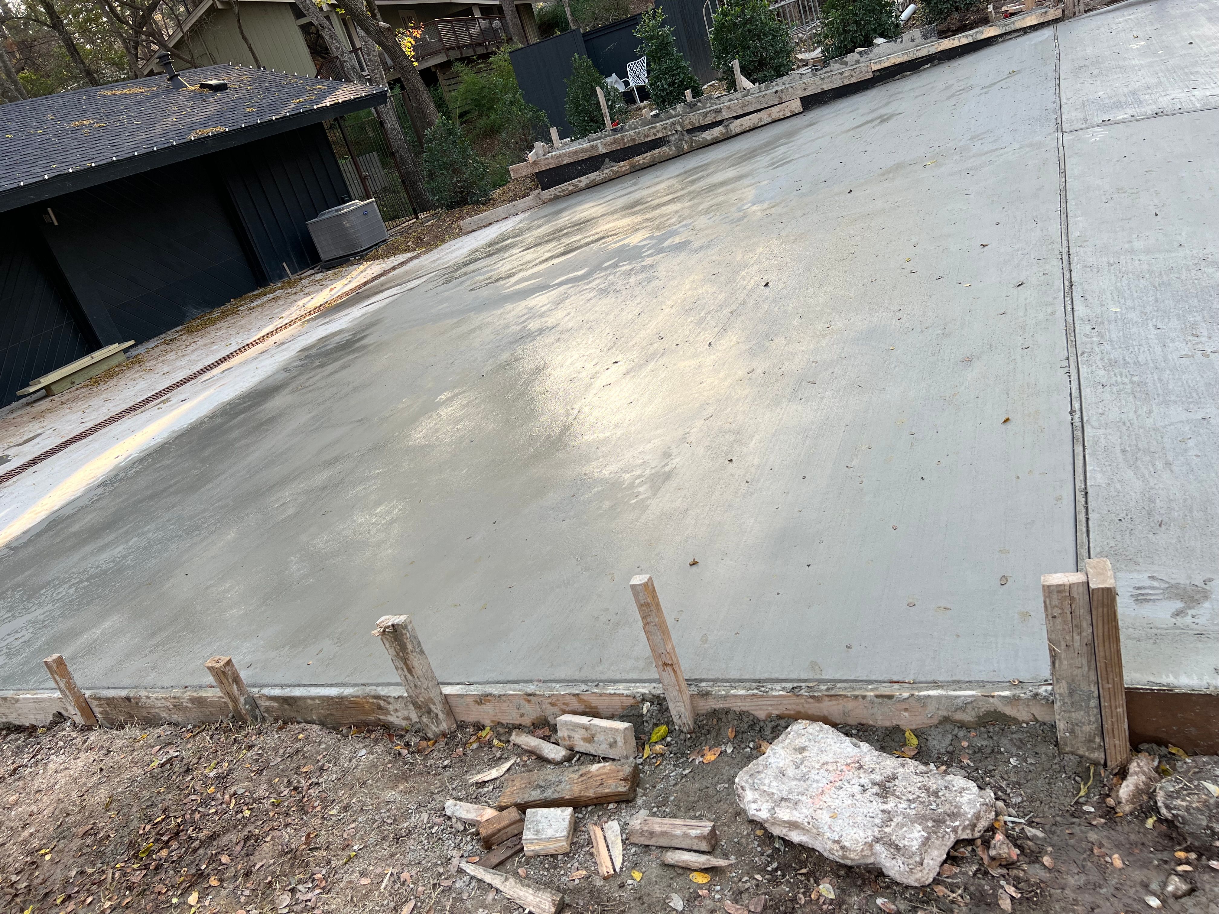  for Leo's Concrete Crew in Elgin, TX