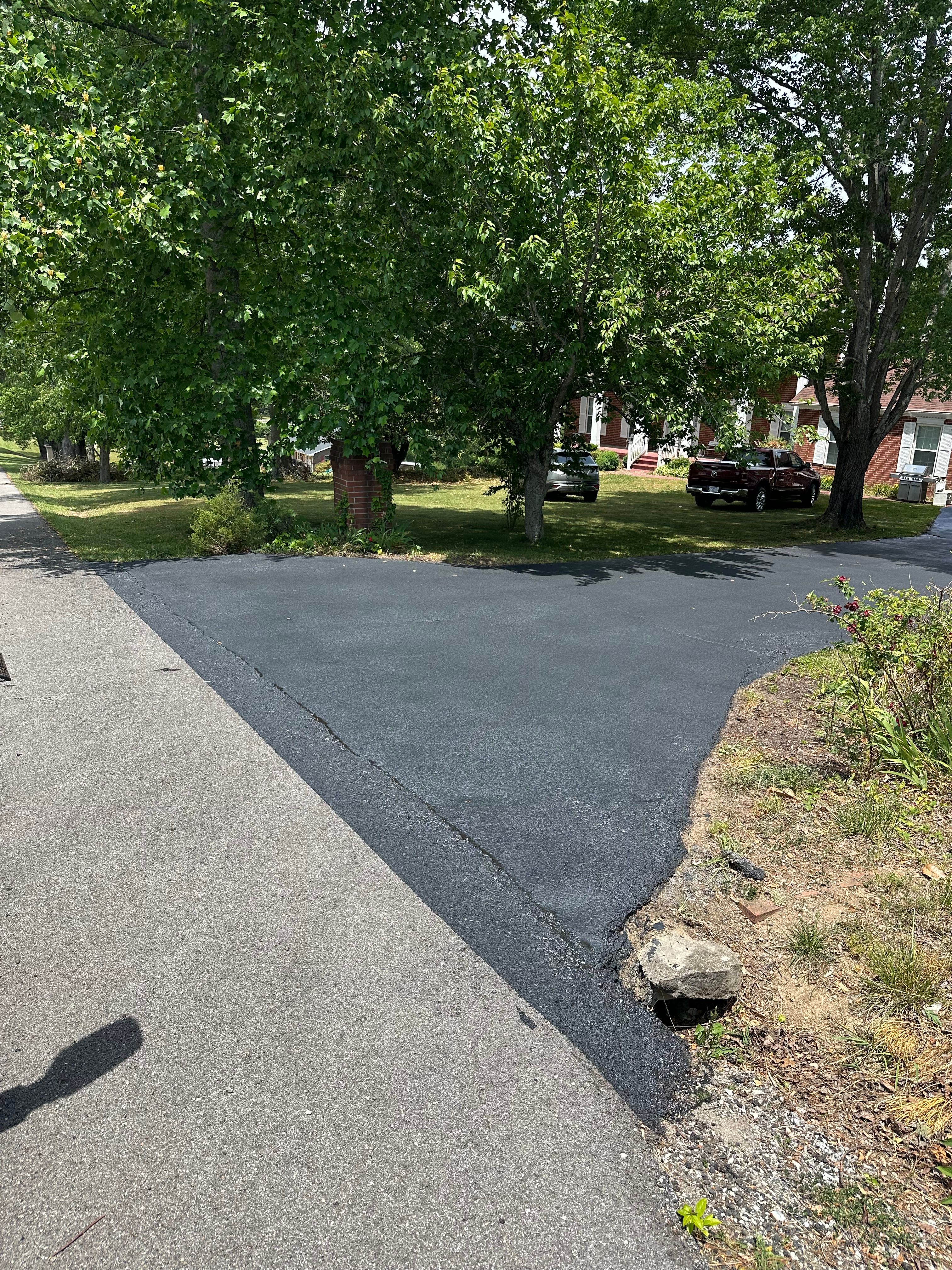  for Metzler Paving and Sealcoating LLC in Jacksboro, TN