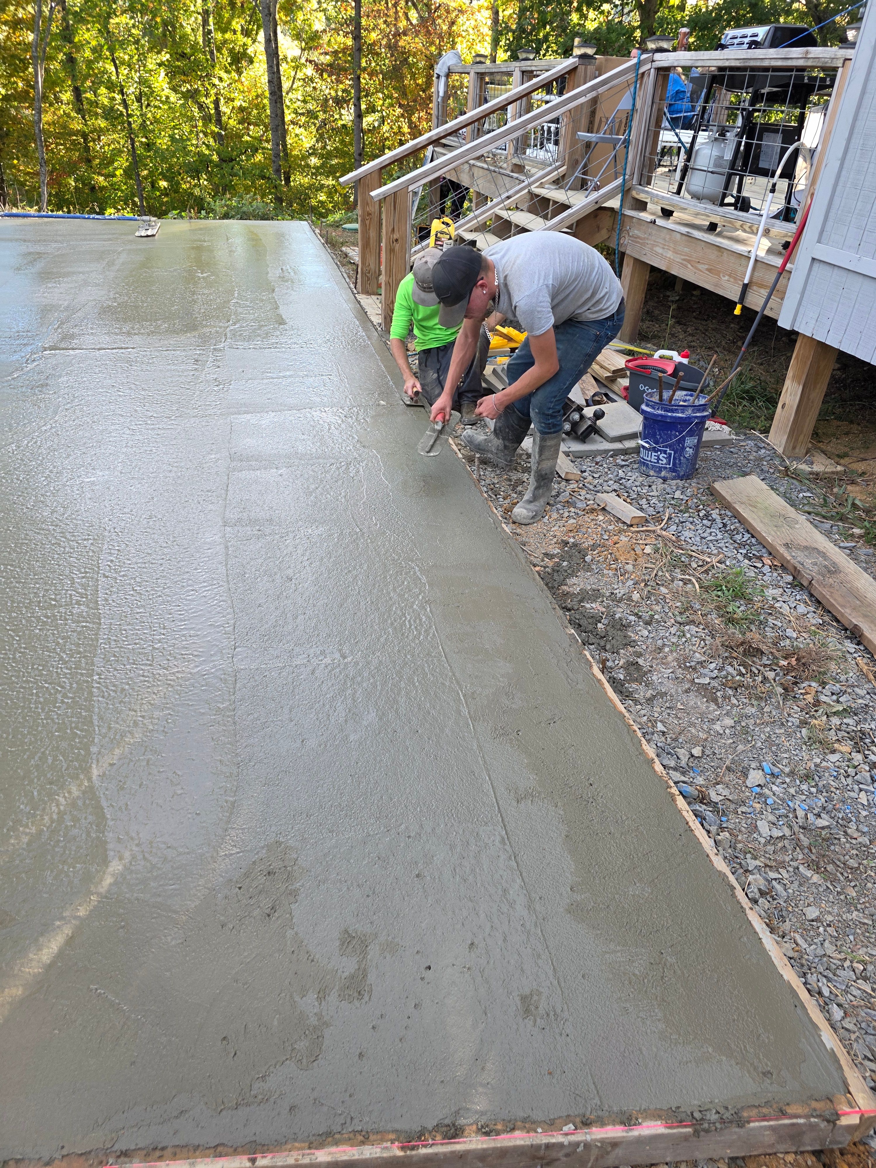  for AXC LLC in Knoxville, TN