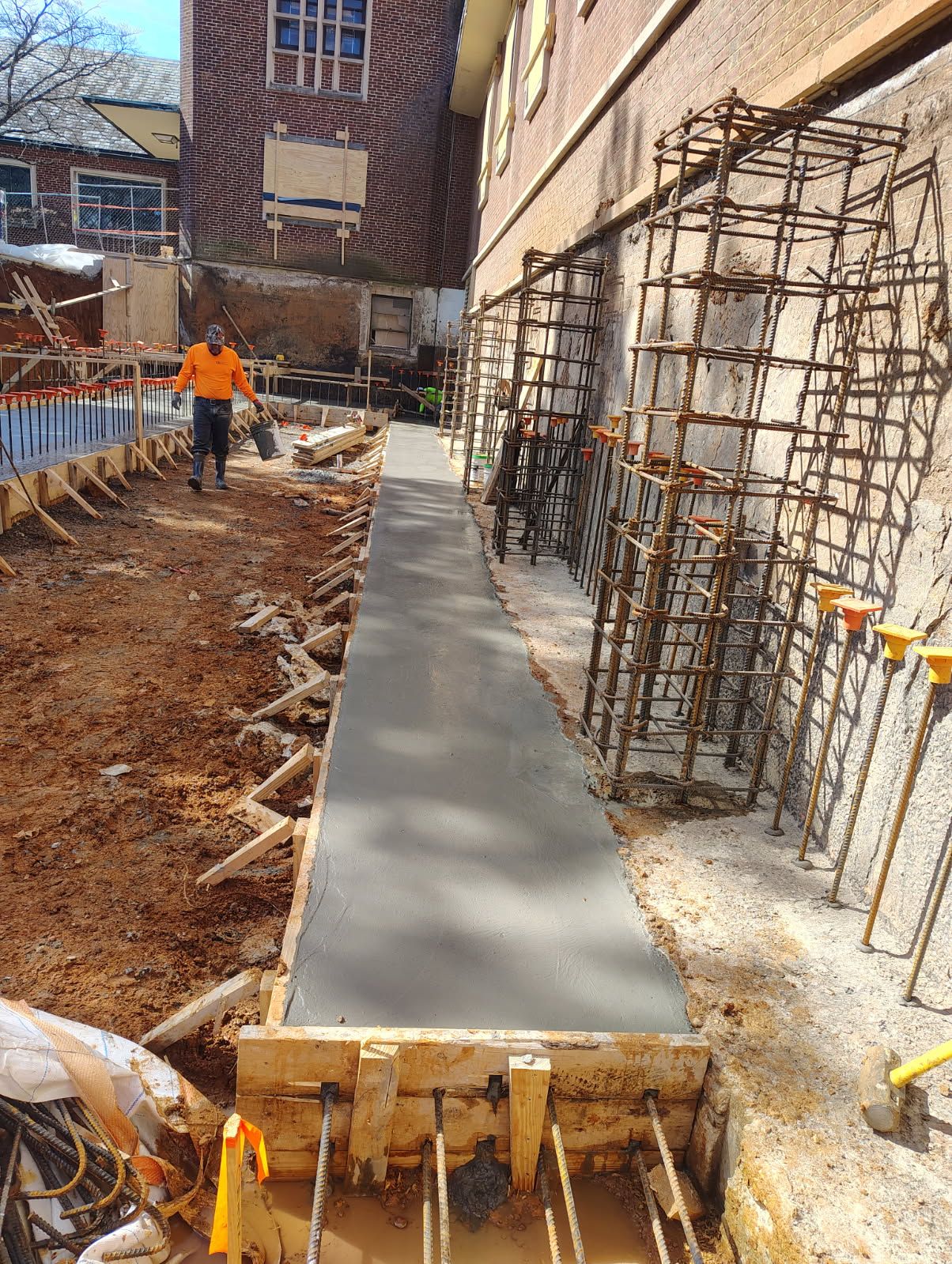  for HR Concrete Solutions LLC in Gatlinburg, TN