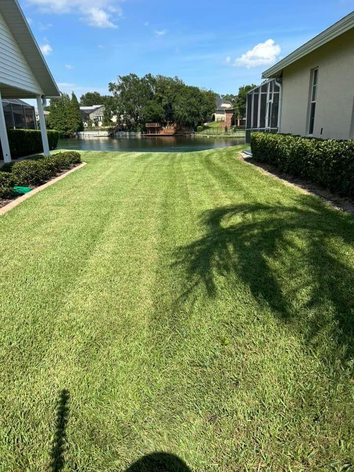 All Photos for Estrada All Pro Lawn Service in Auburndale, Florida