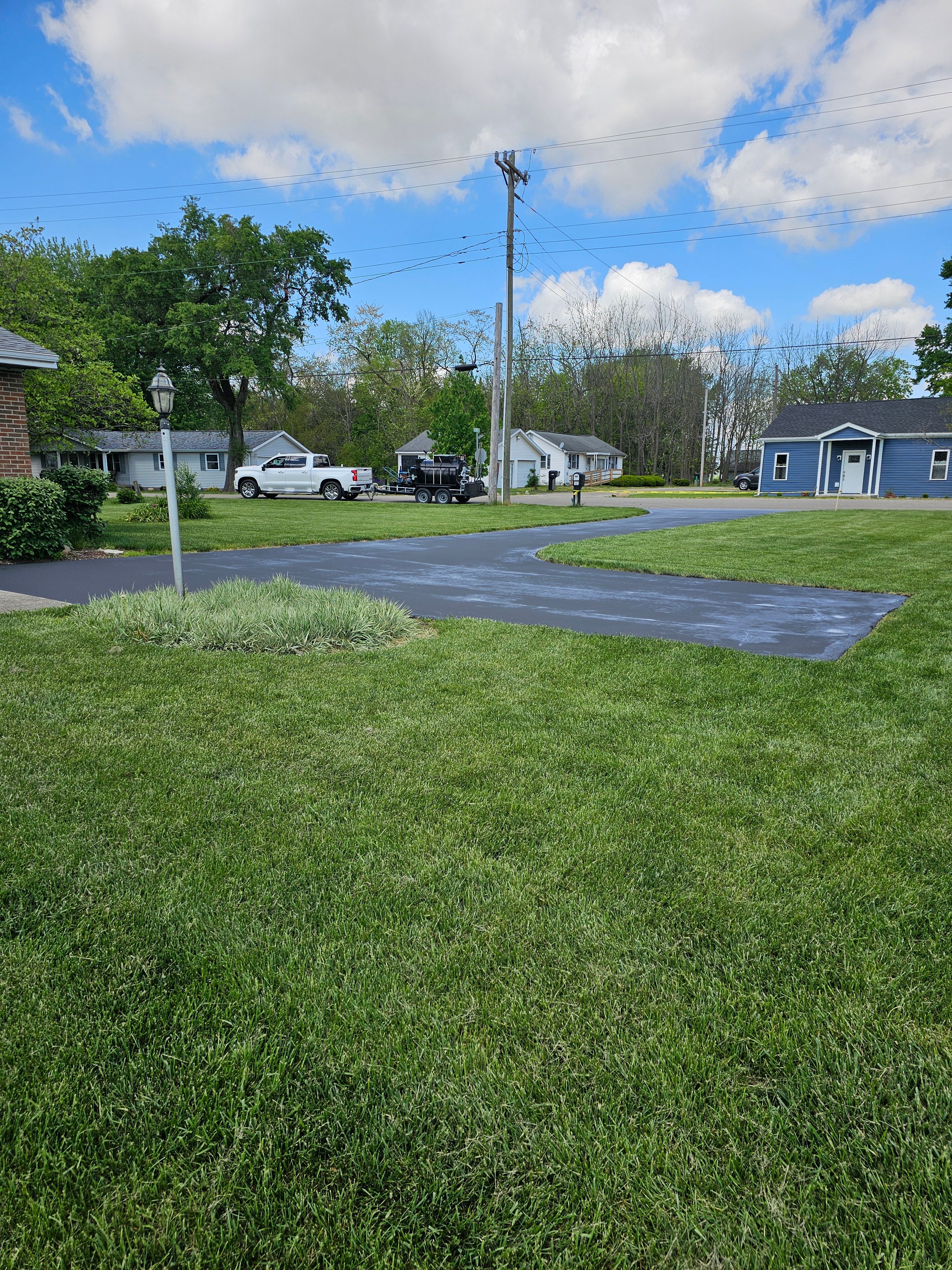 for Smith's Paving and Sealcoating in Rushville, IN
