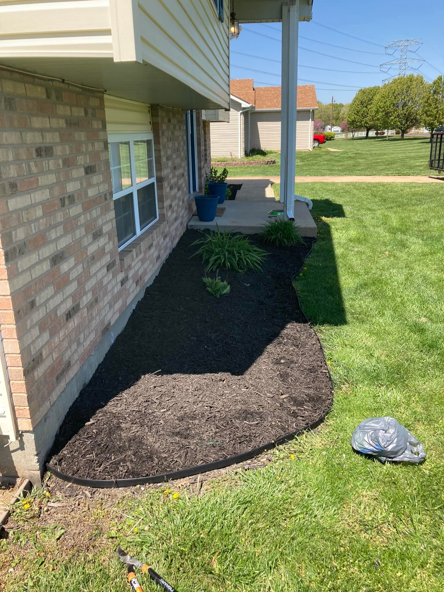 Landscaping for G&K Landscaping in Hillsboro, MO