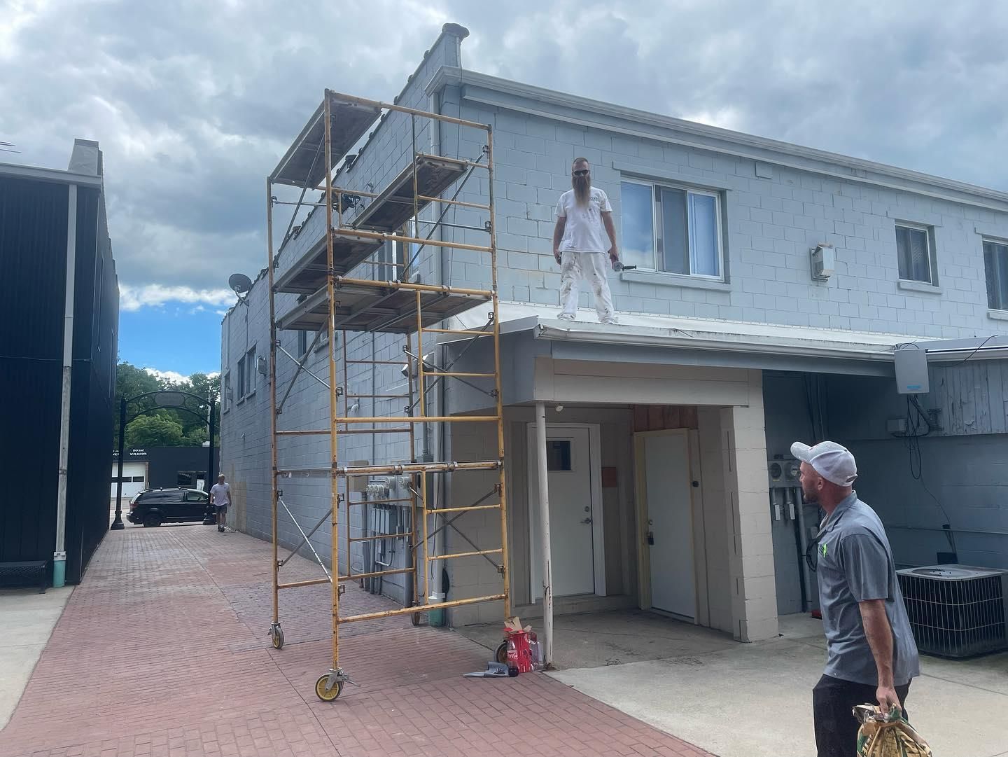  for Apex Painting in Livonia, MI
