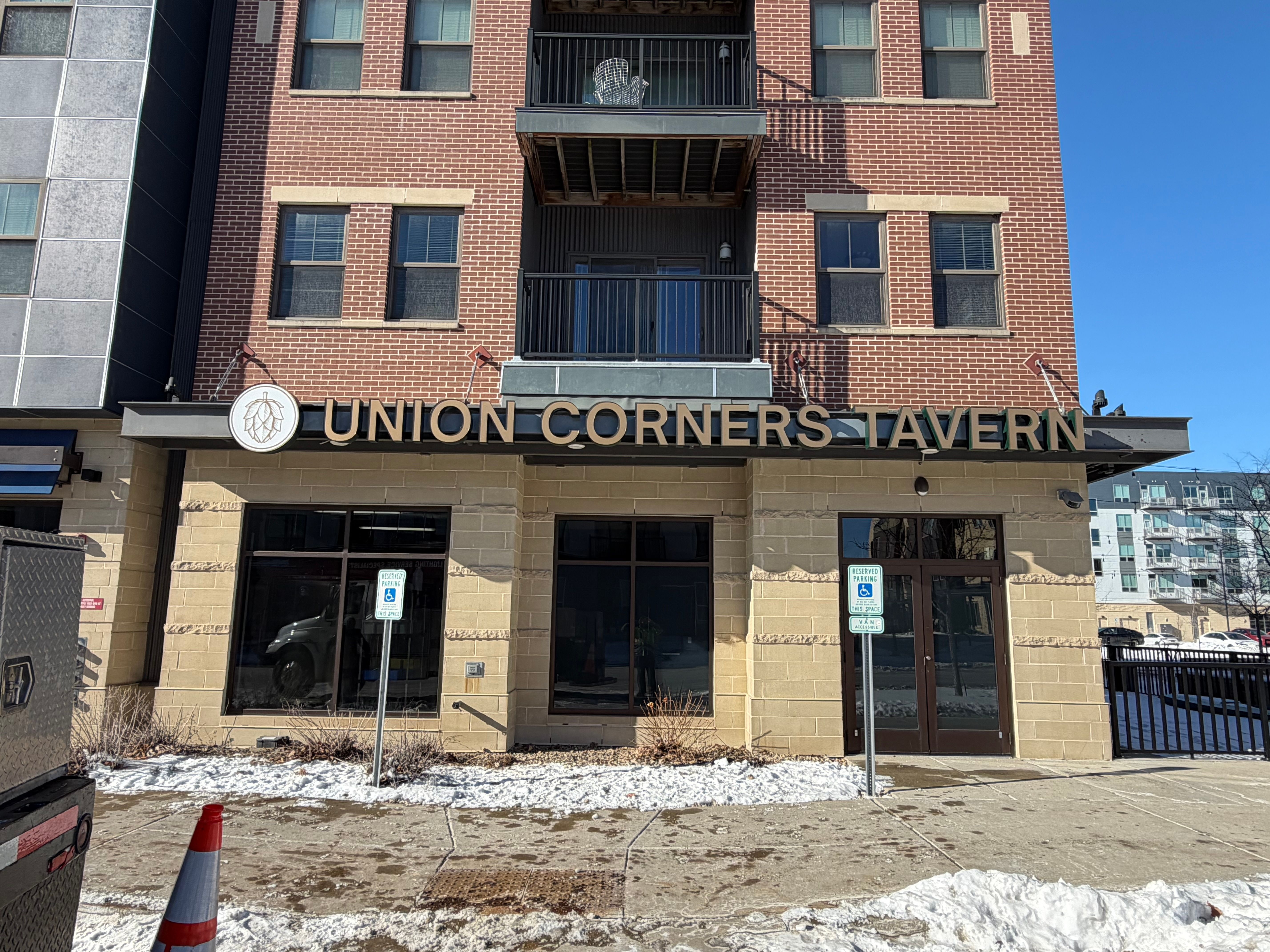  for MTZ Signs in Janseville, WI