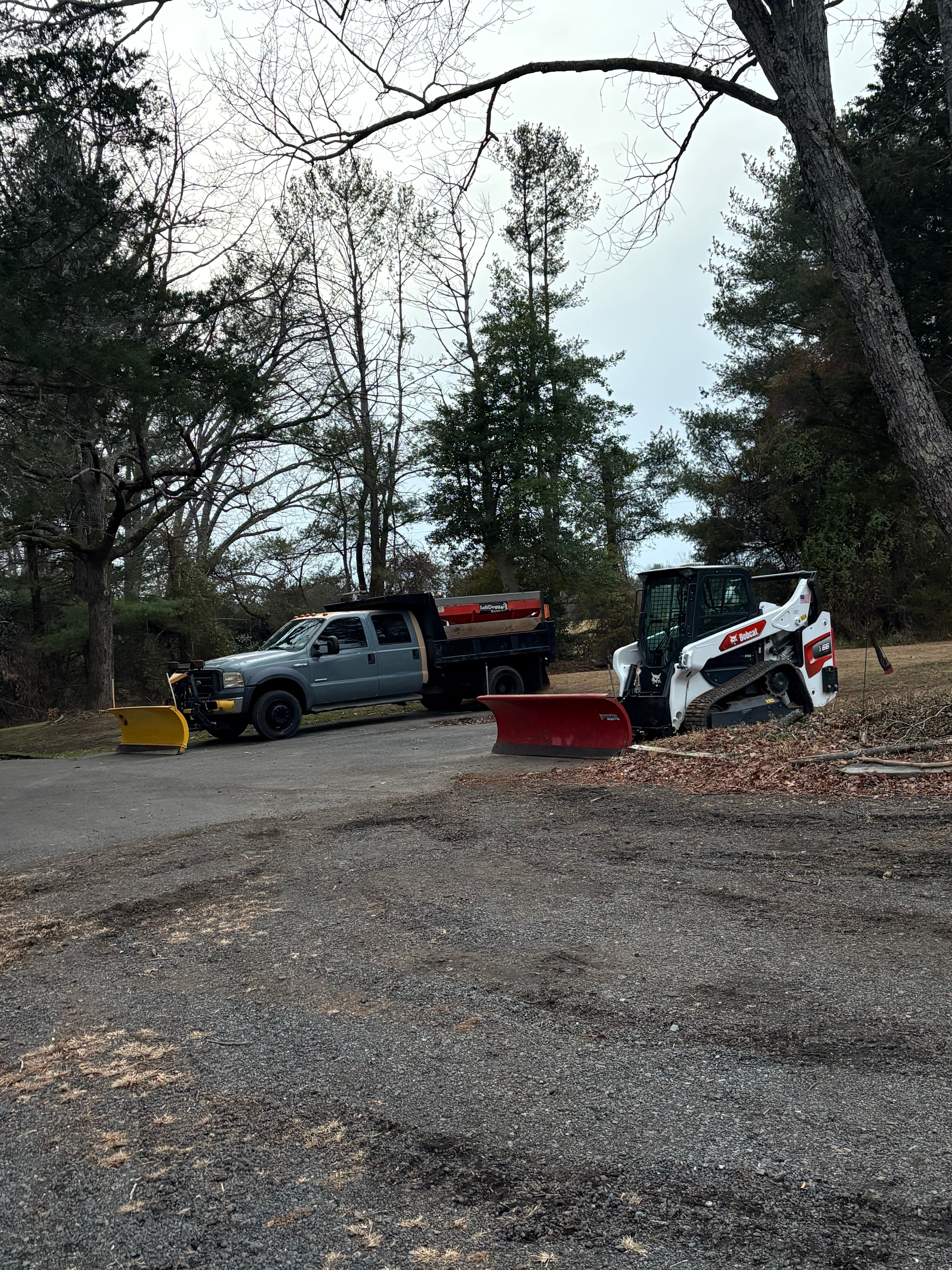  for Mountainside Property Services LLC in Warrenton, VA