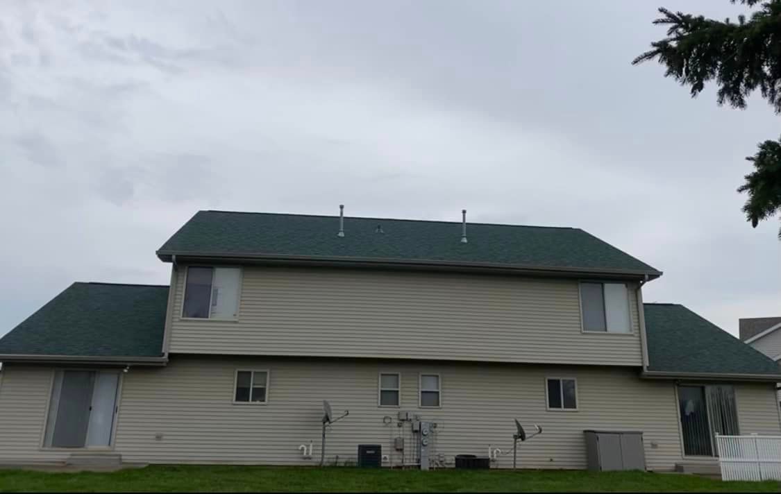  for Prime Roofing LLC in Menasha, WI