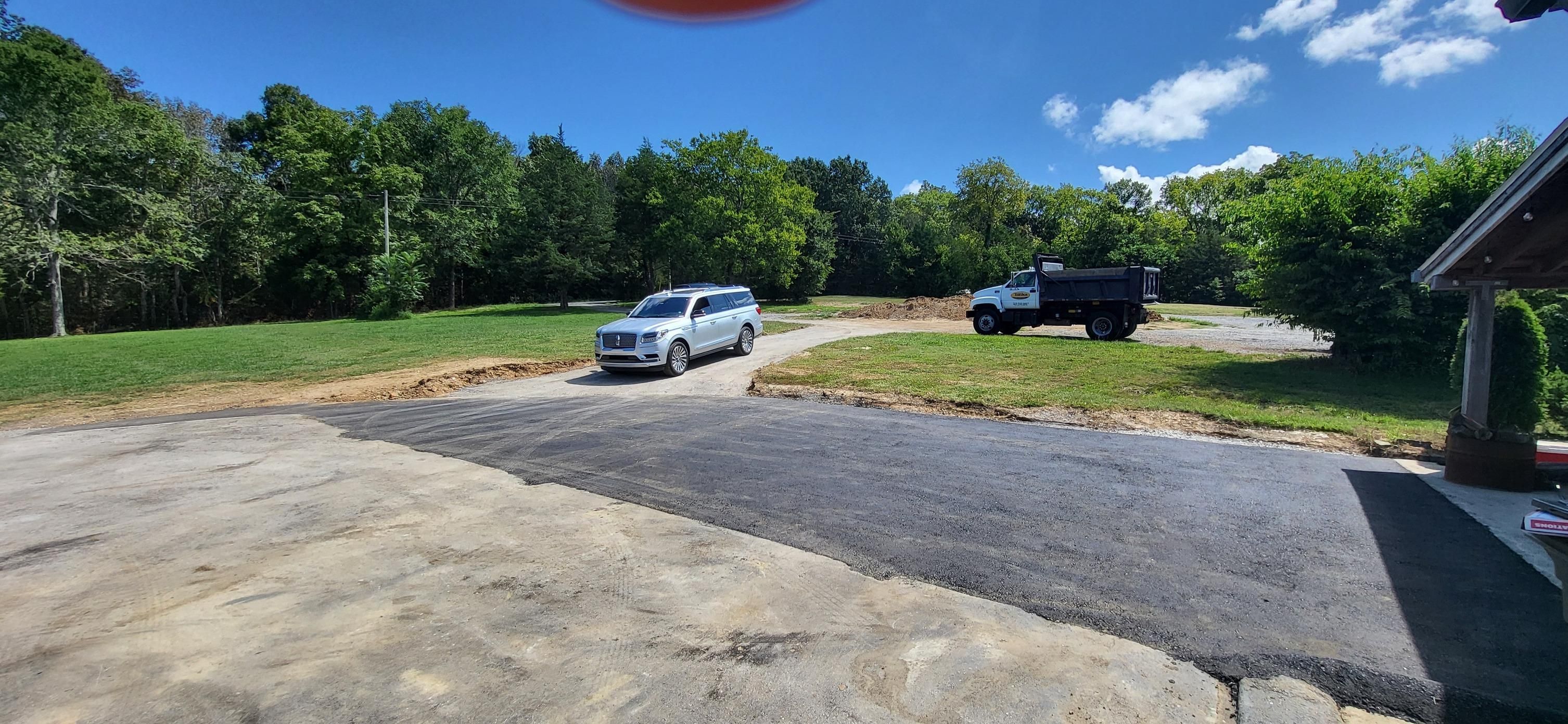  for Absolute Asphalt, Paving & Sealcoating in Lebanon, TN