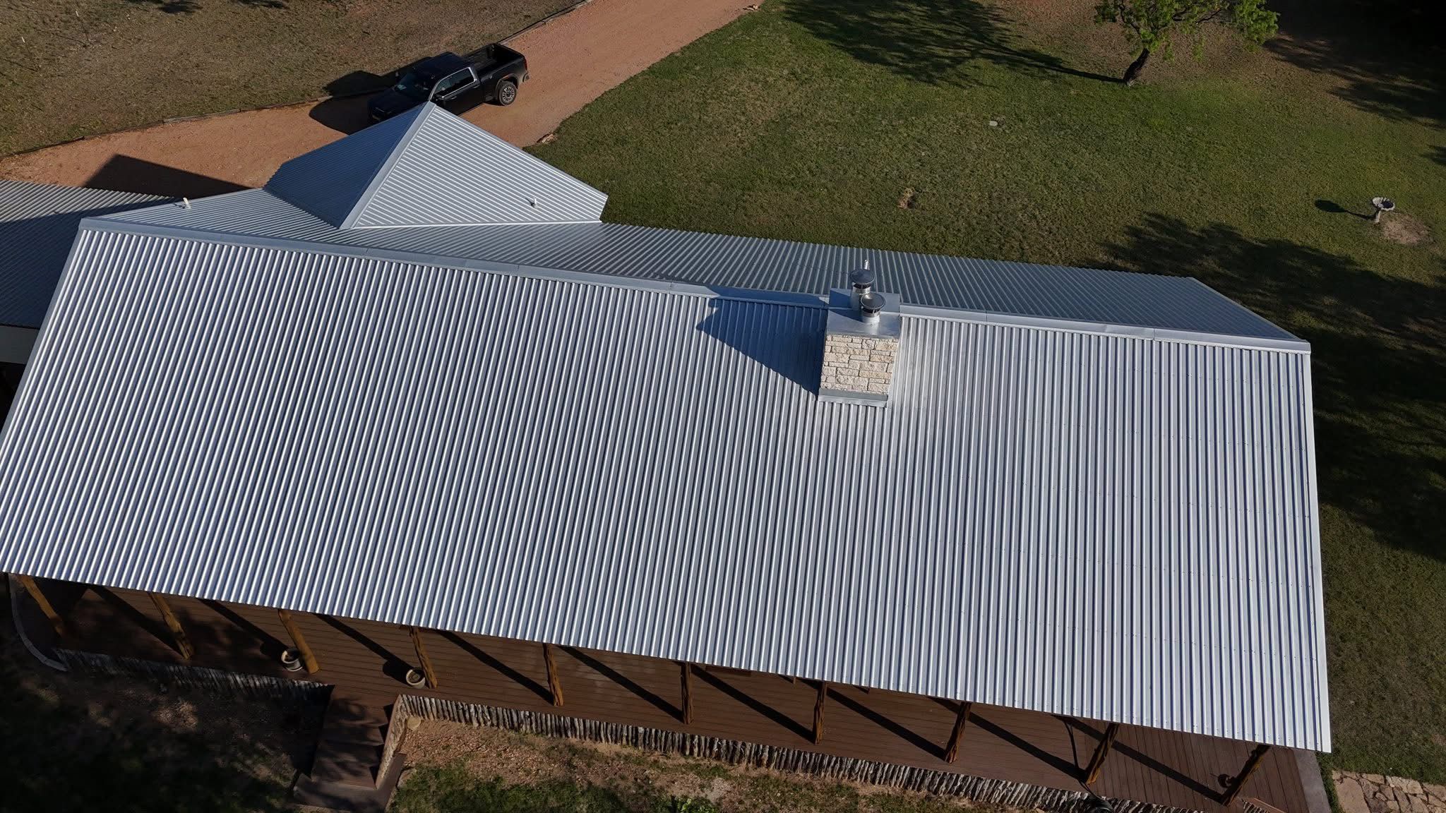 Metal roofs  for Barcenas Roofing & Remodeling in San Saba, TX