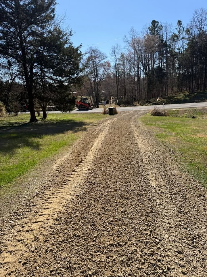 All Photos for Hunt’s Hauling & Landworks LLC in Danville, VA