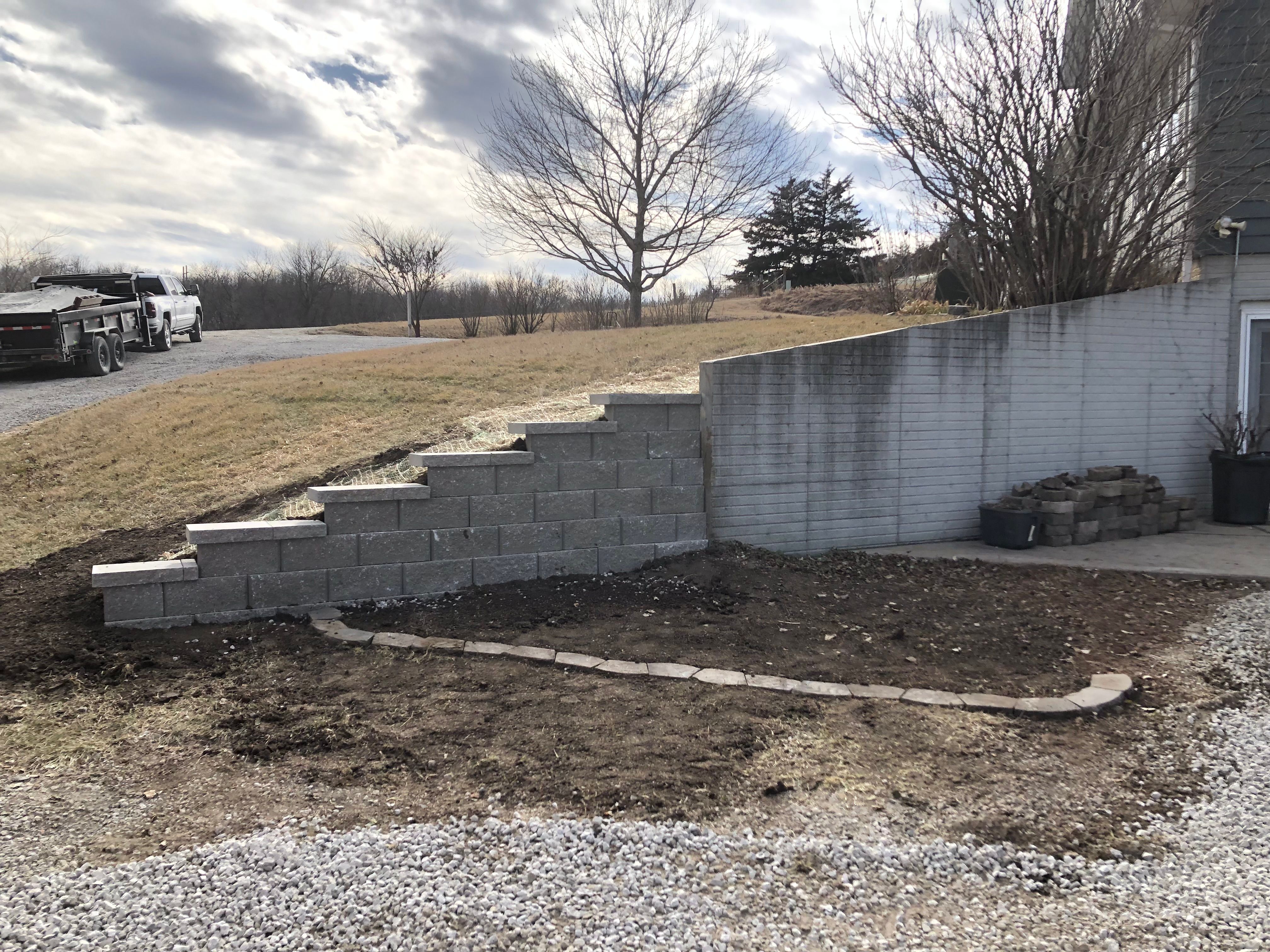  for Thomas' Lawn Care in Maryville, MO