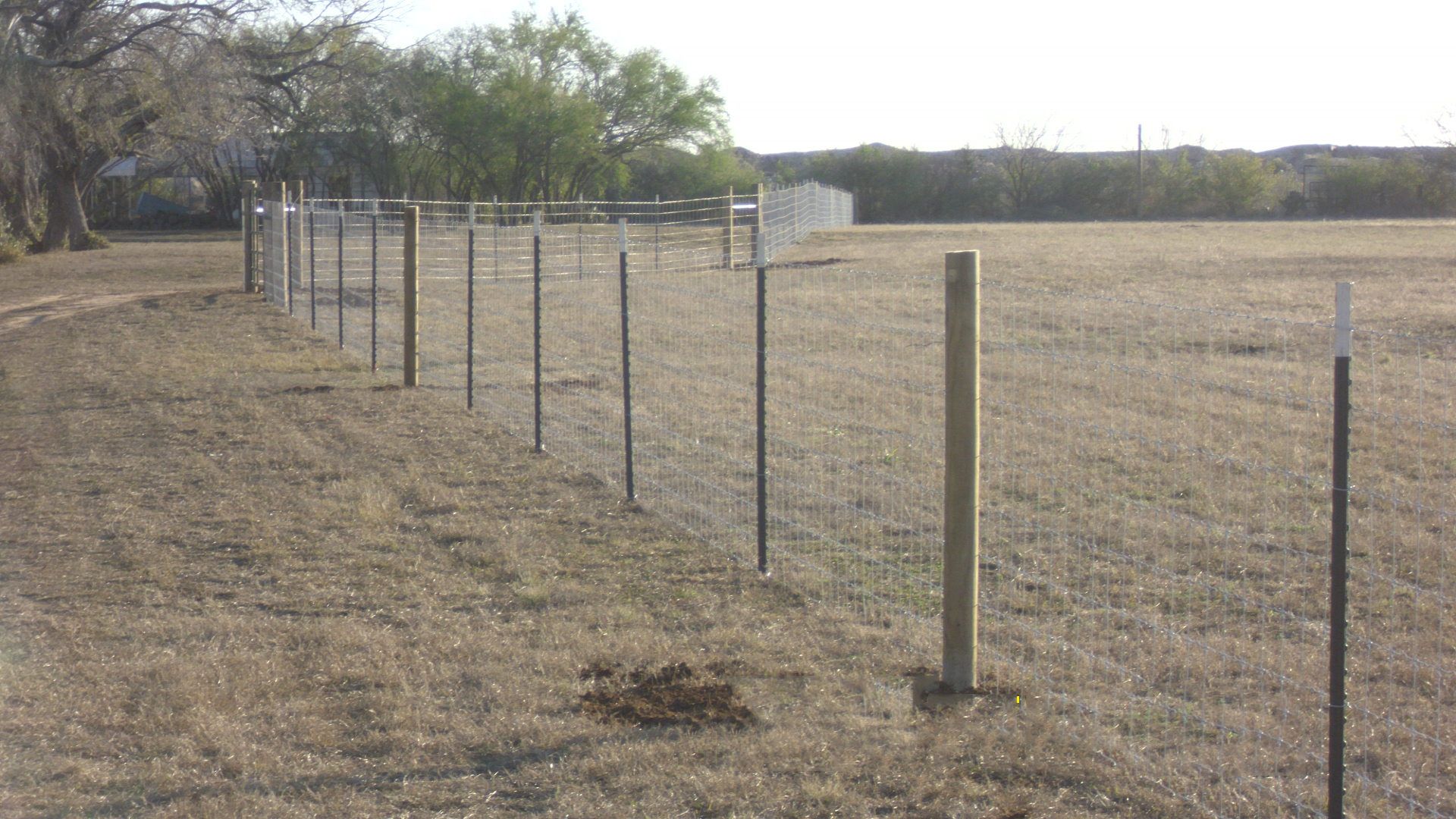  for Thornton Fencing in Madisonville, TN