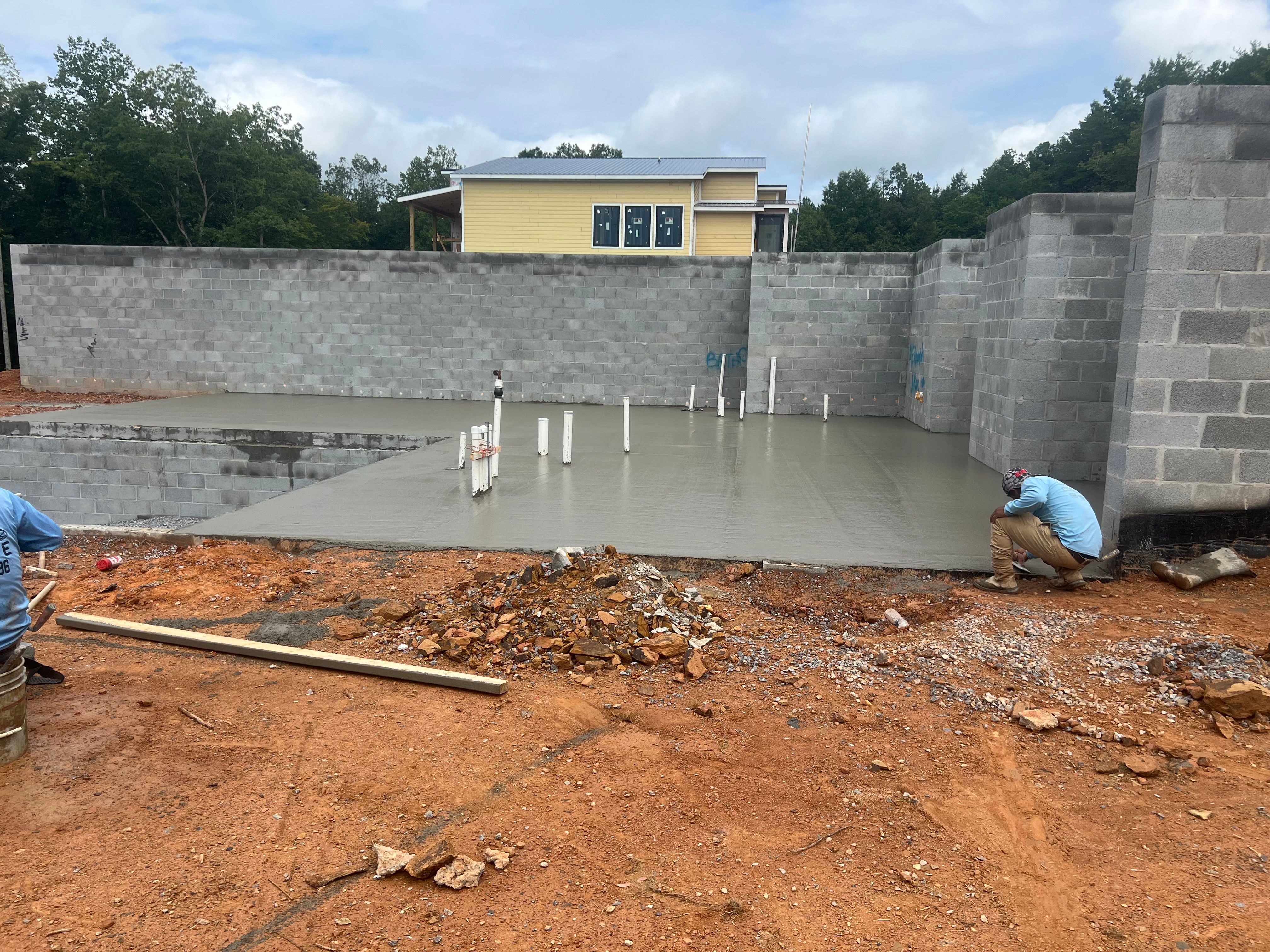  for Williams Concrete Pumping in Knoxville, Tennessee