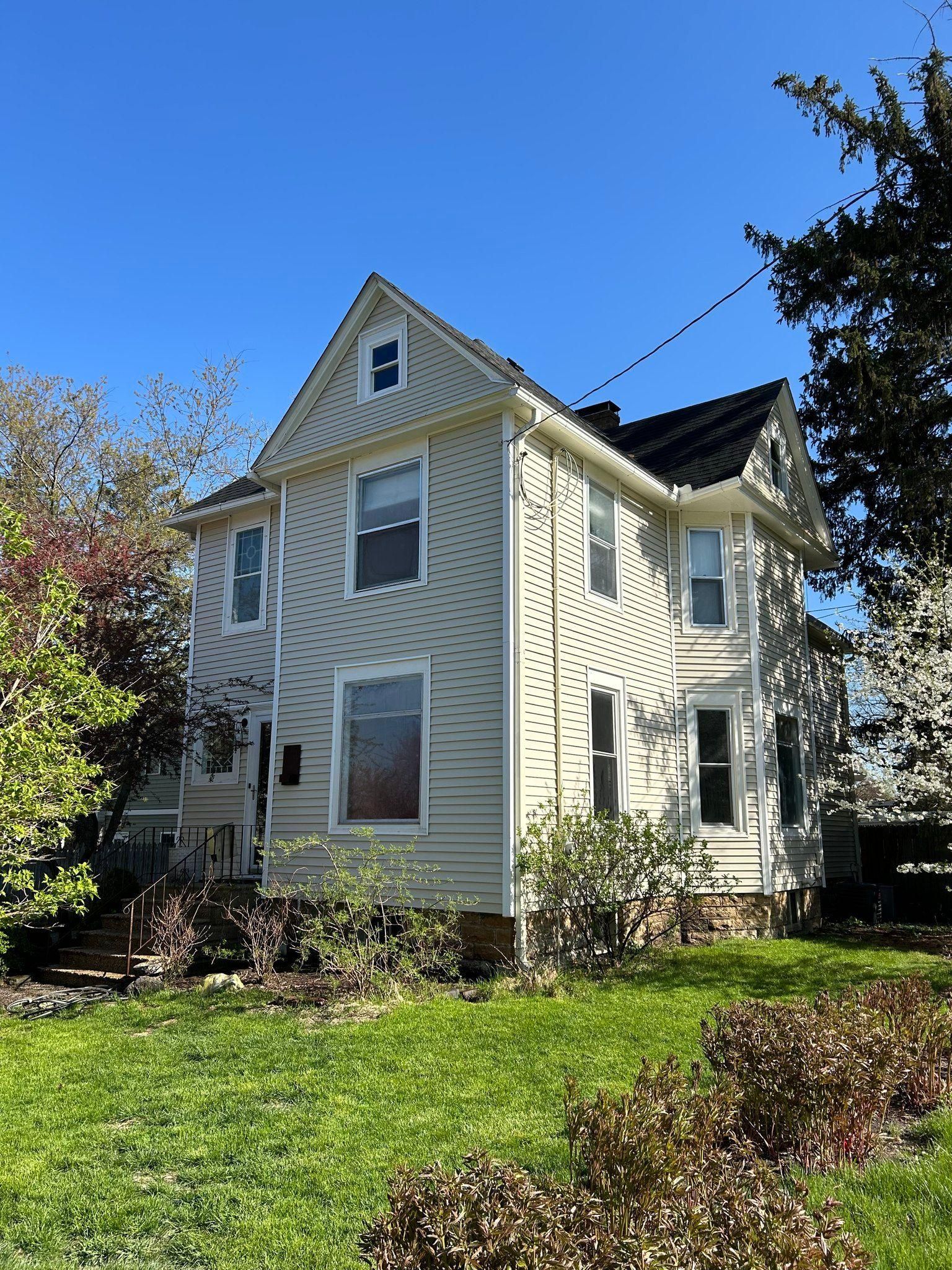 Home Softwash for J&J Power Washing and Gutter Cleaning in Sycamore, IL