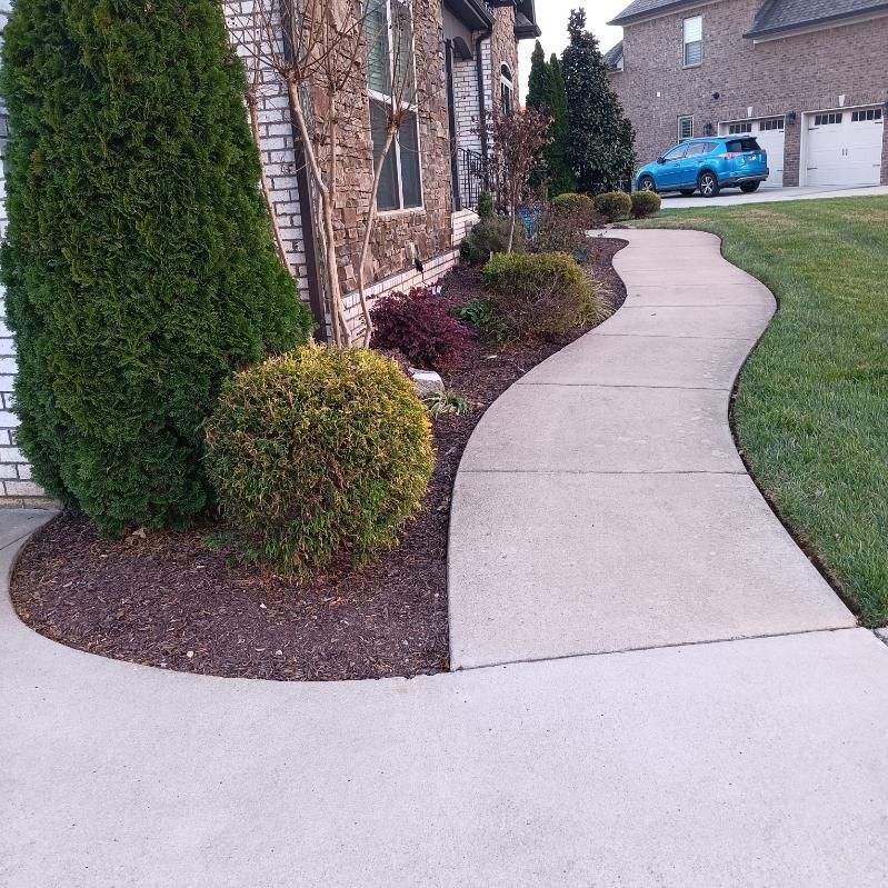  for The Right Price Right Choice Lawn Care Services in Murfreesboro, TN