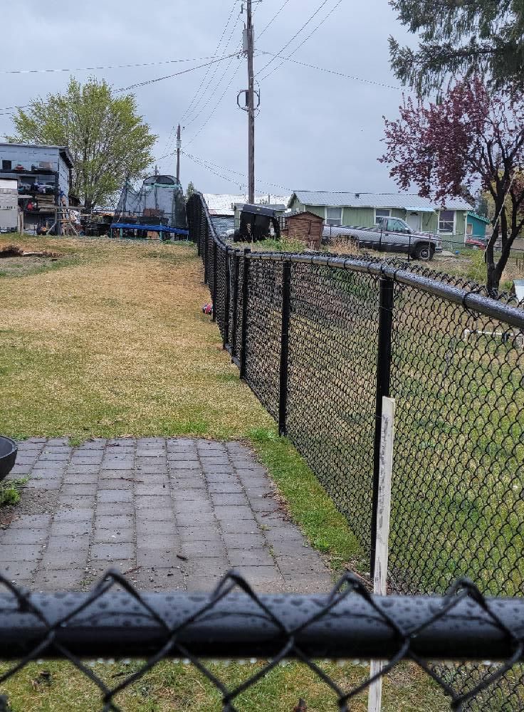  for Quality Custom Fencing in Omak, WA