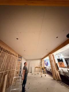  for MJ’s Painting & Remodeling LLC in Irving, TX