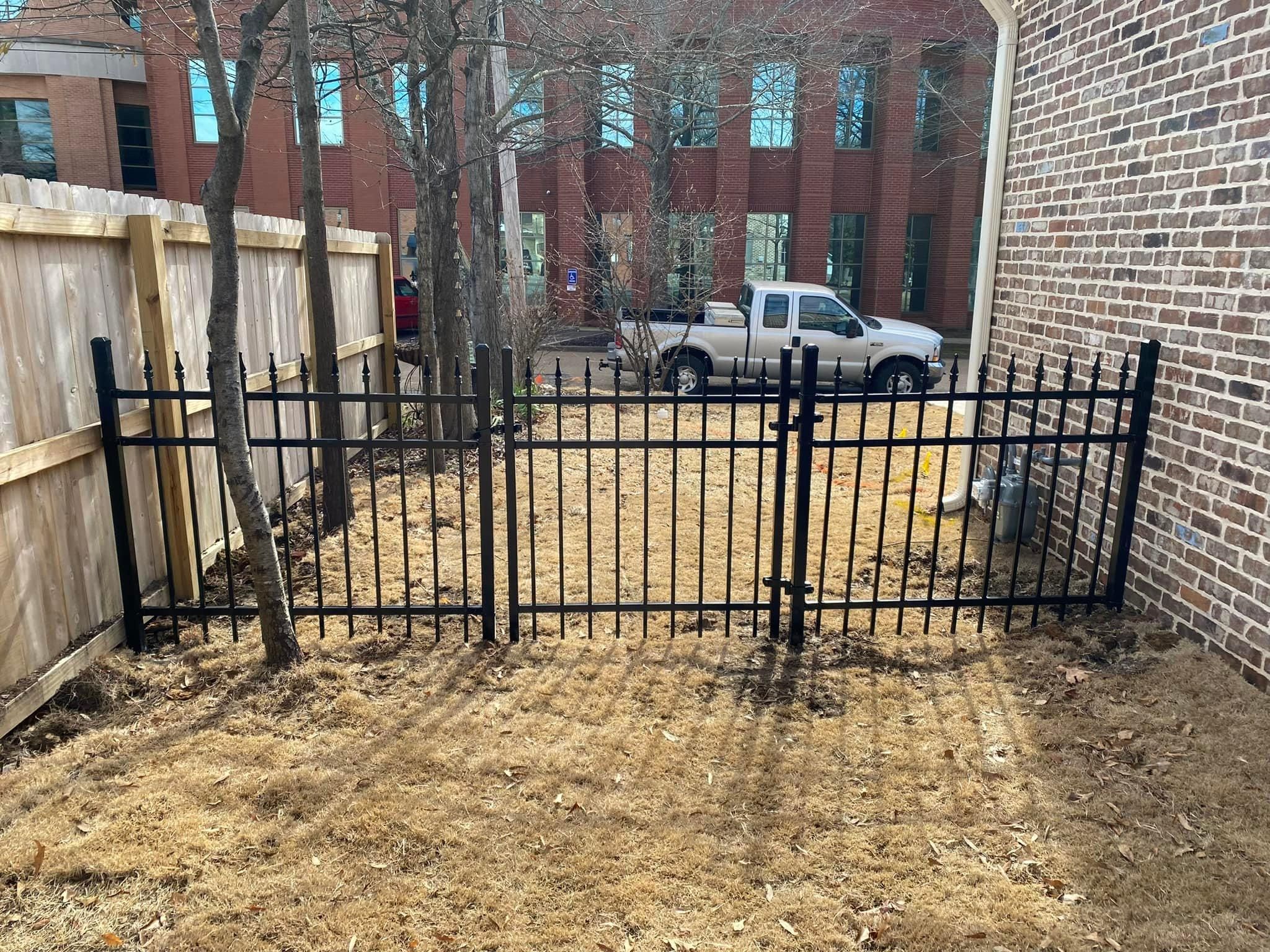  for Manning Fence, LLC in Hernando, MS