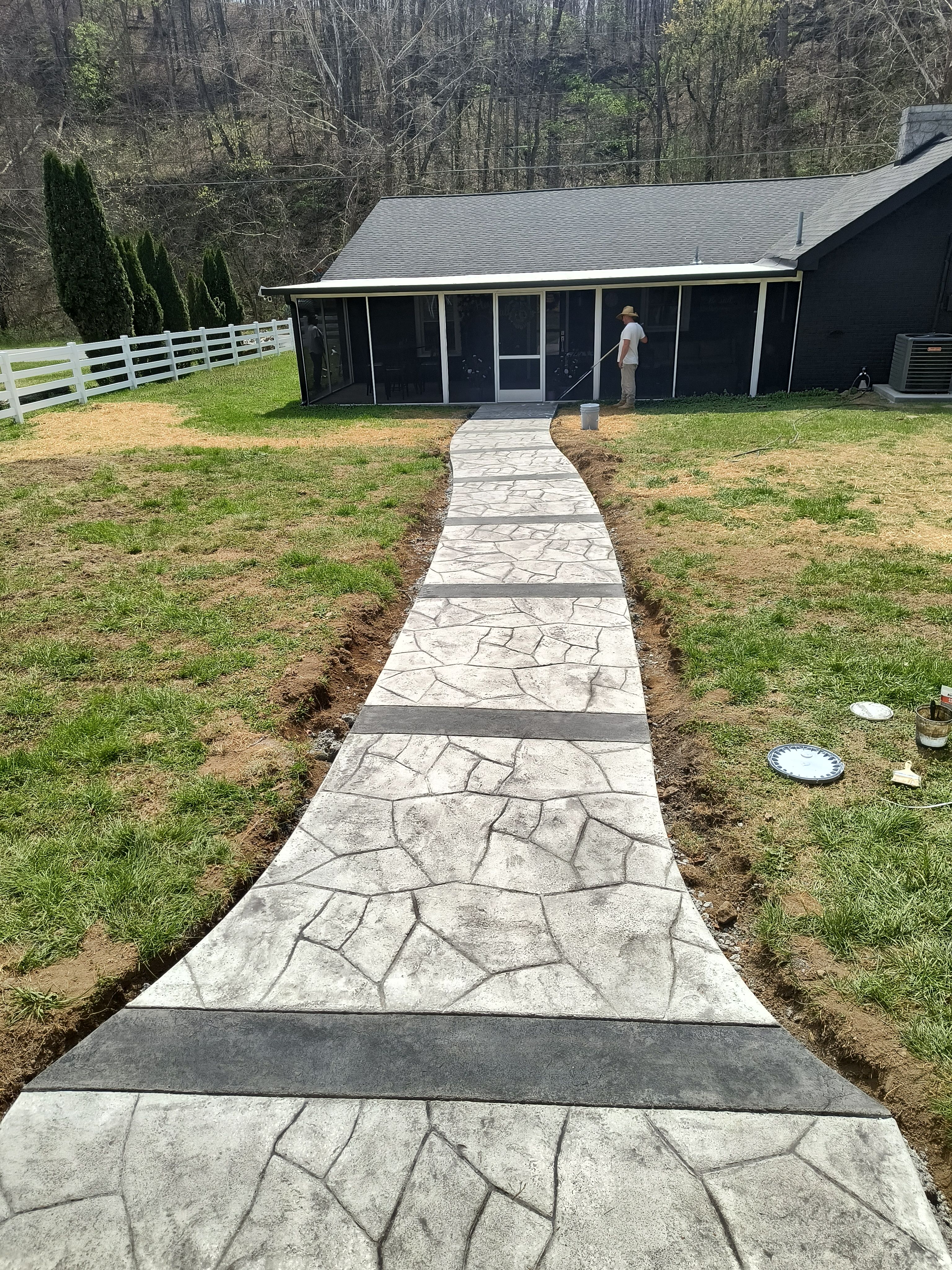  for Layne It Down Concrete Artisan in Clarksville, TN