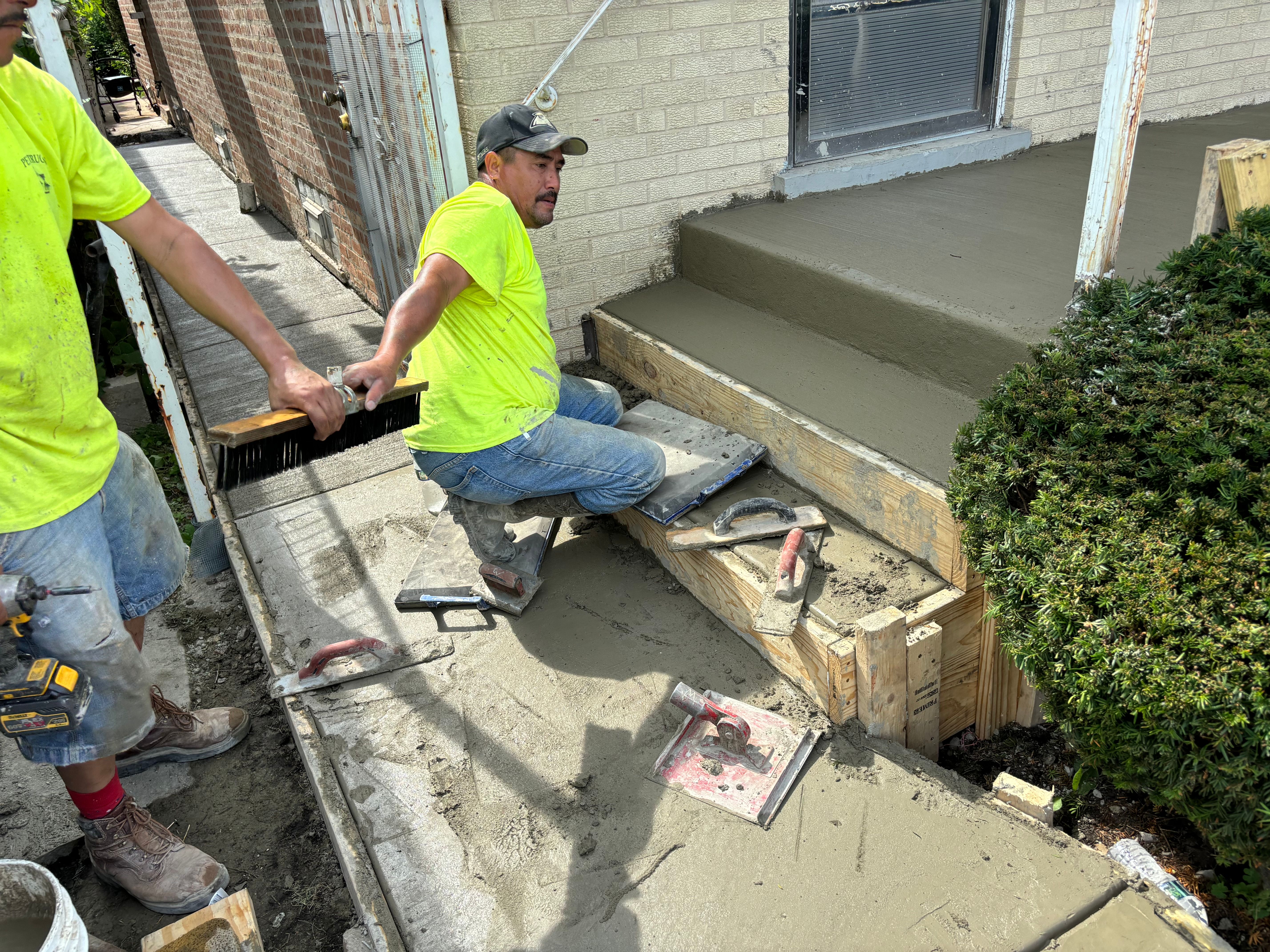 Residential Roofing for Construction and Contracting by Superior in Chicago, IL