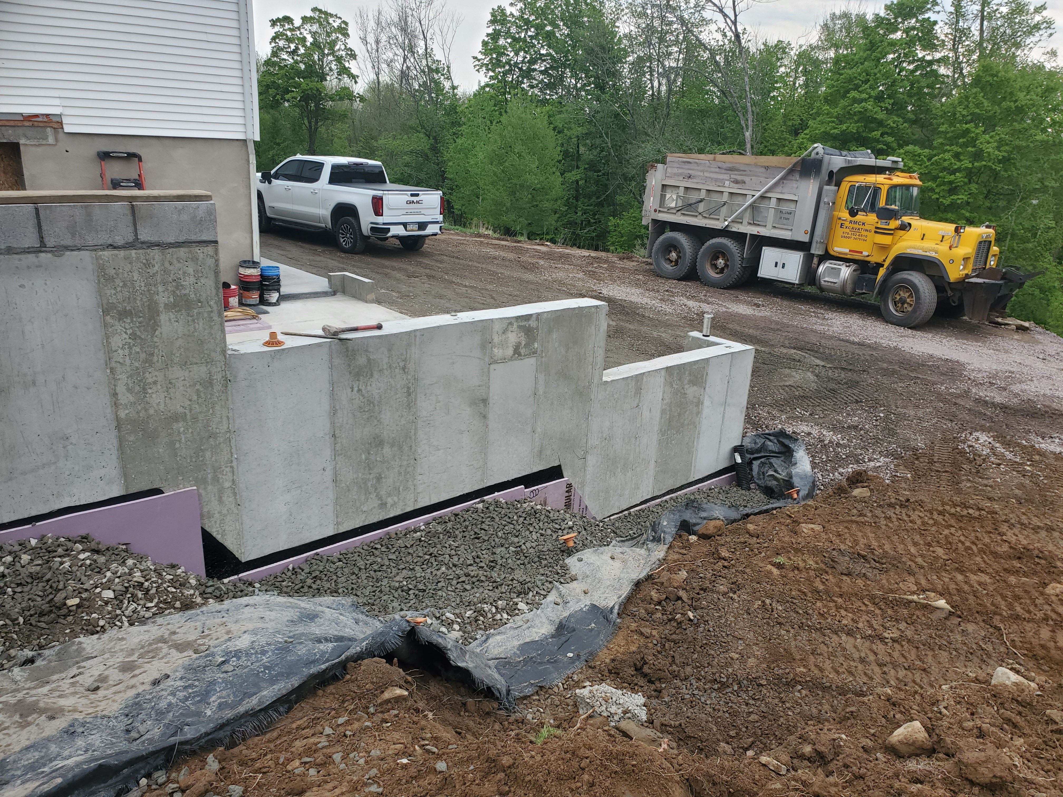  for R McK Excavating in Lake Ariel, PA