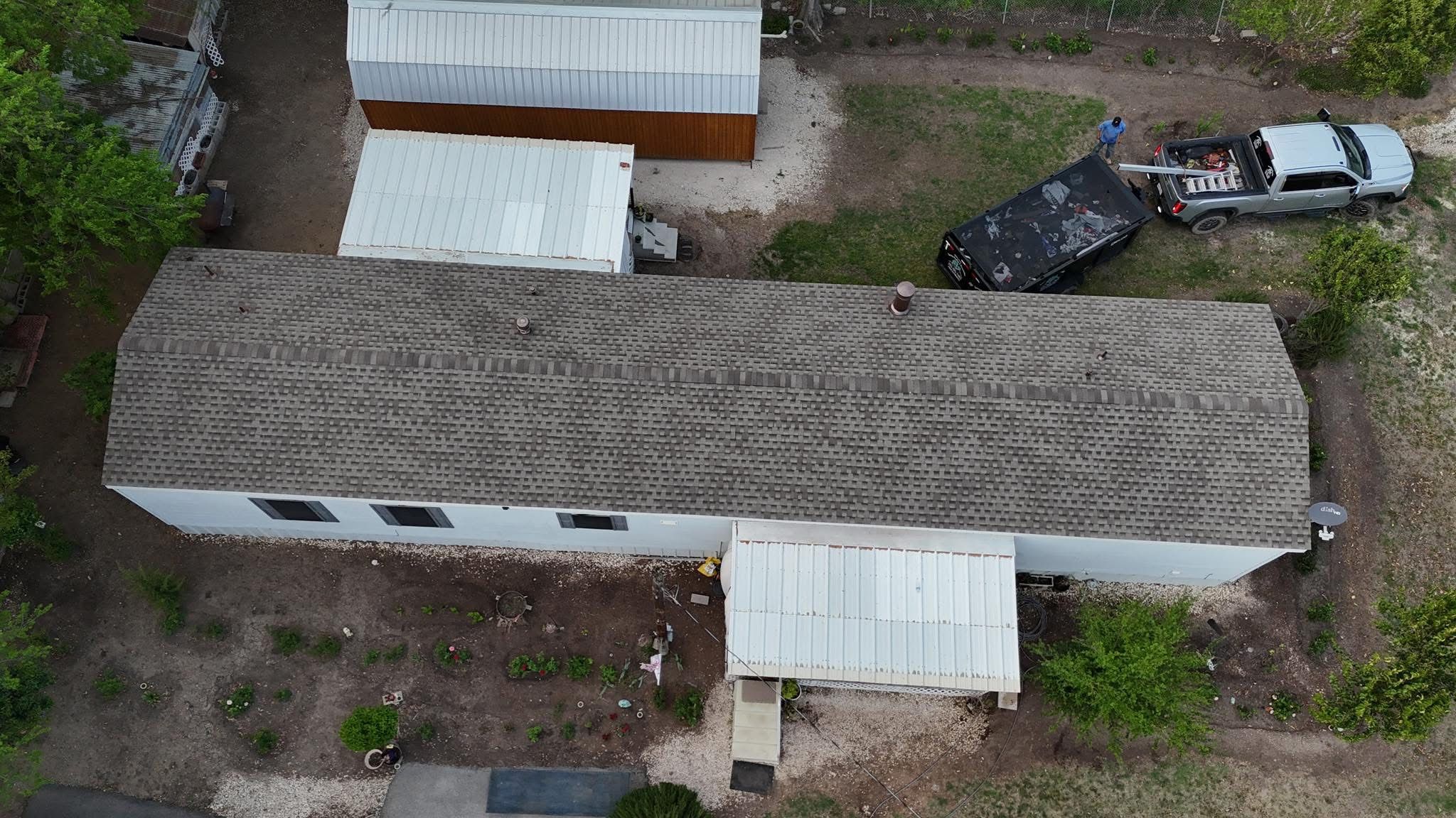 Shingle Roofs  for Barcenas Roofing & Remodeling in San Saba, TX