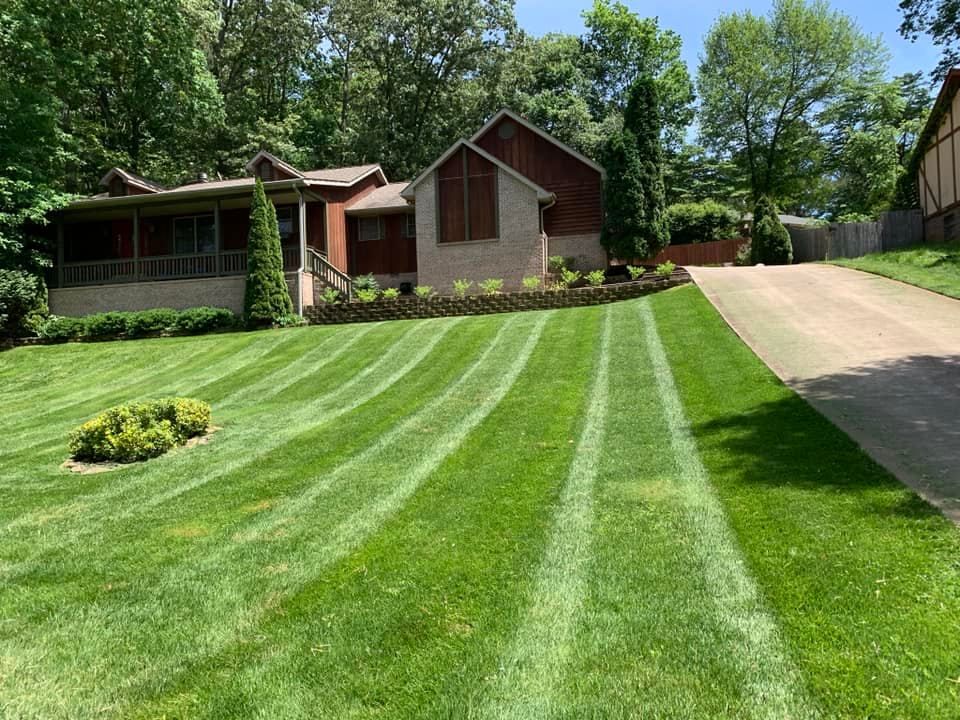 All Photos for Fenix Lawn Care in Cookeville, TN