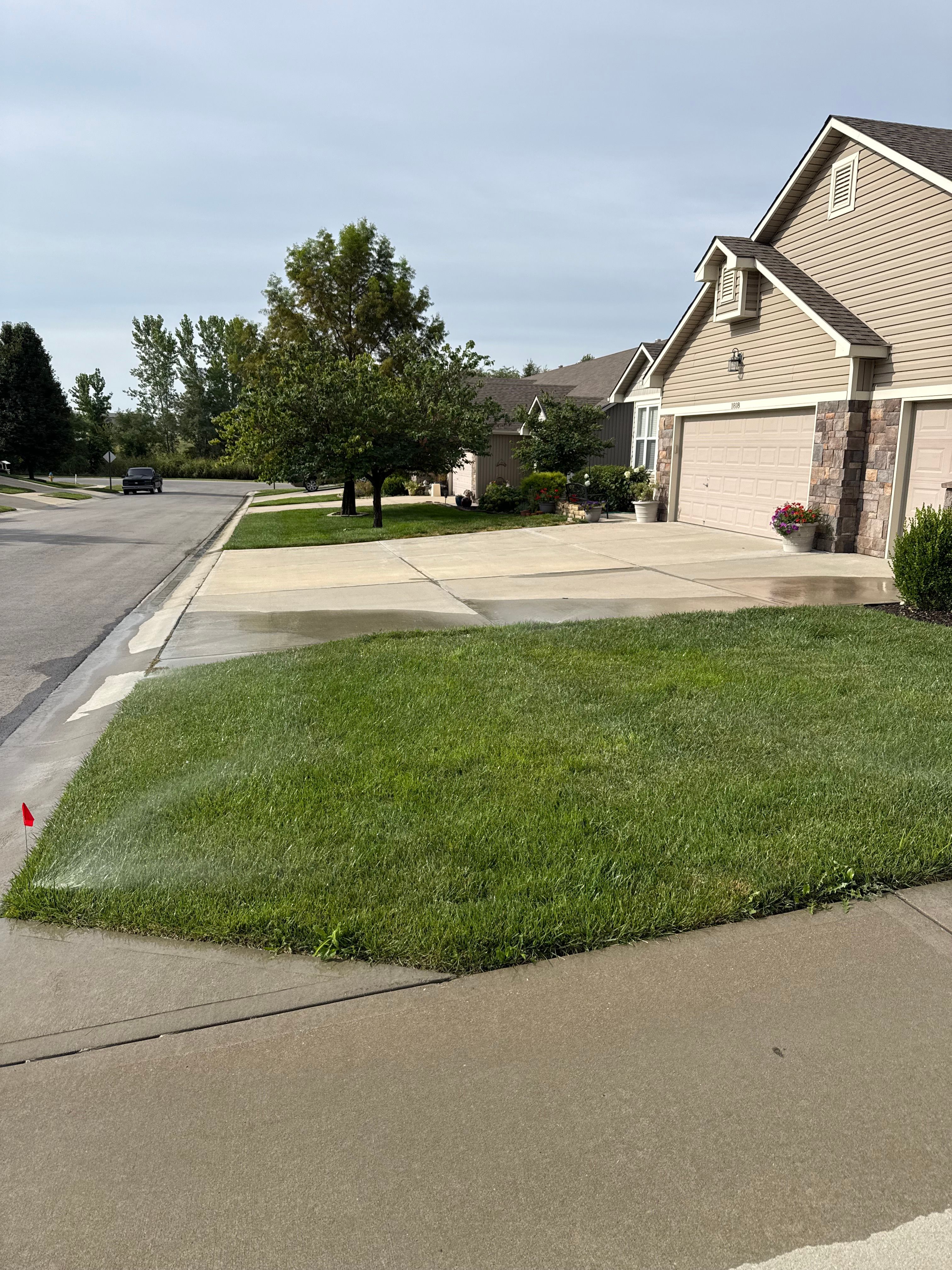  for Elite Lawn Care Solutions in Leavenworth, KS
