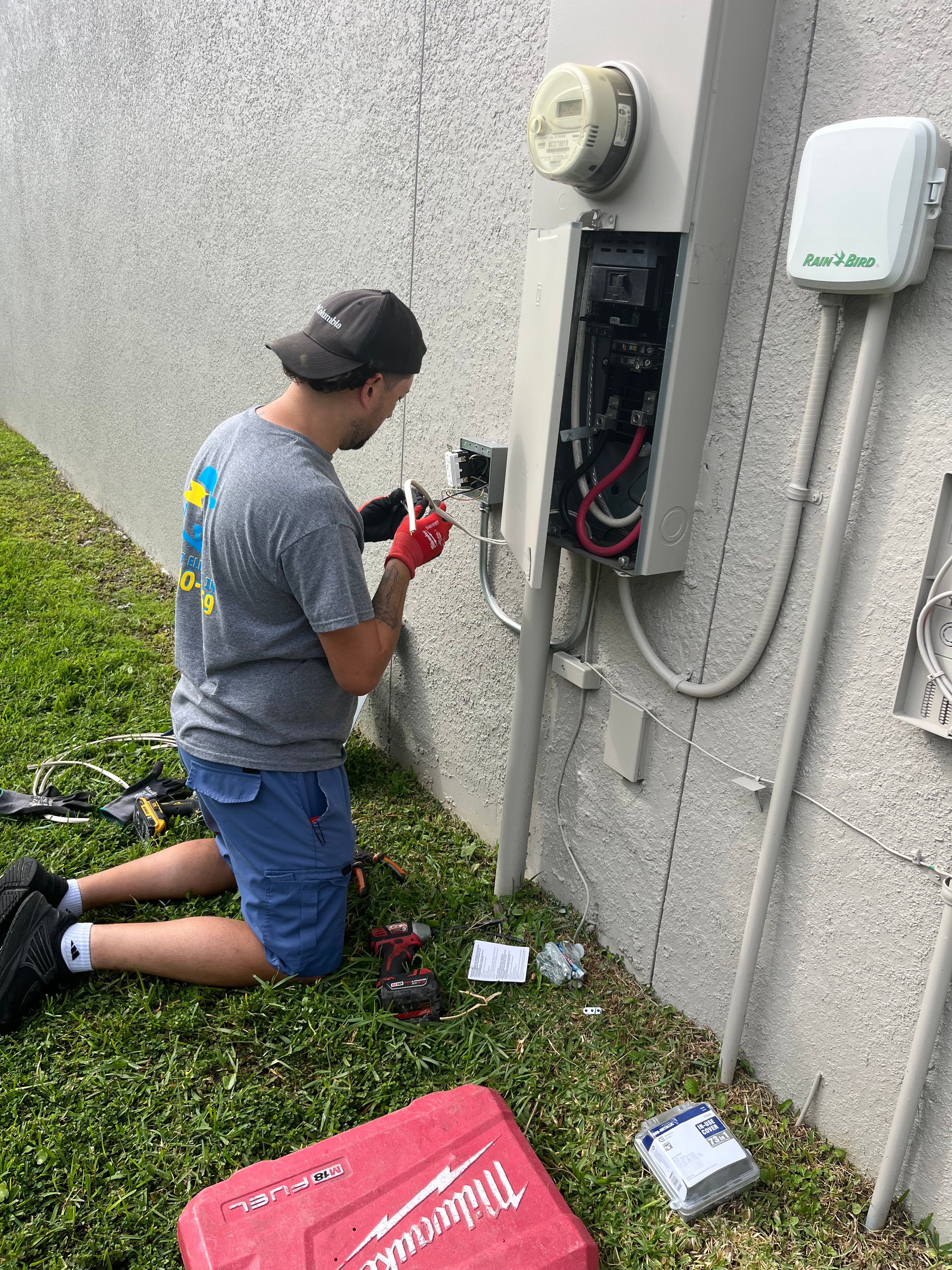  for Manny’s 407 Electric Inc in St. Cloud, FL