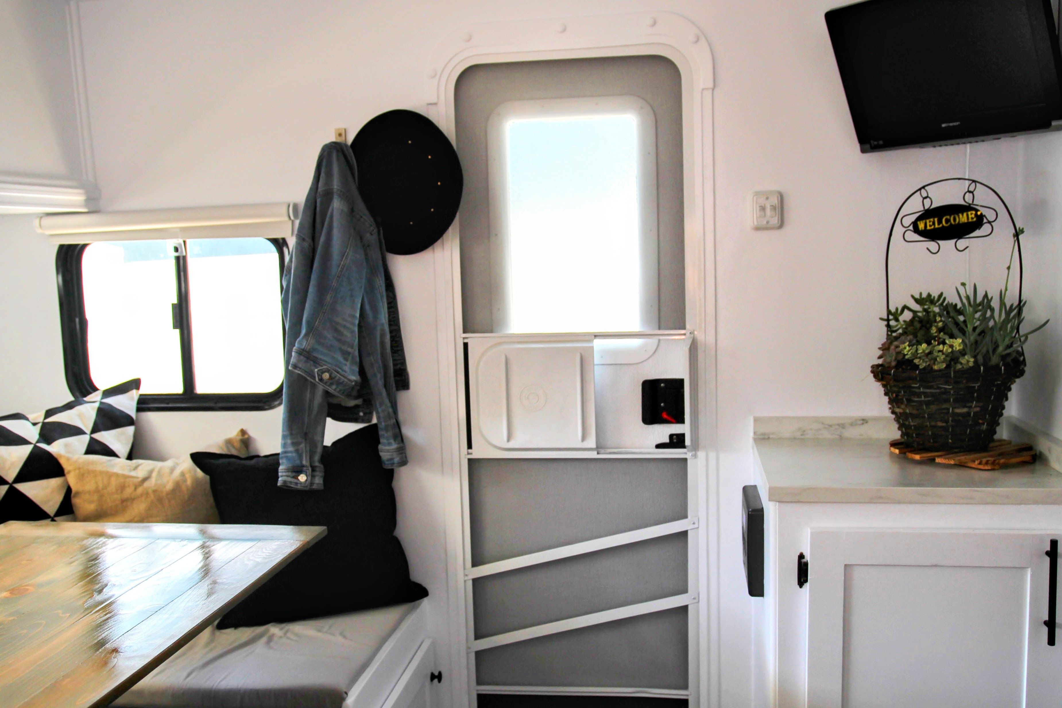 Hana - 2015 Fleetwood Travel Trailer for Mauka to Makai RV Renovations in Nationwide, .