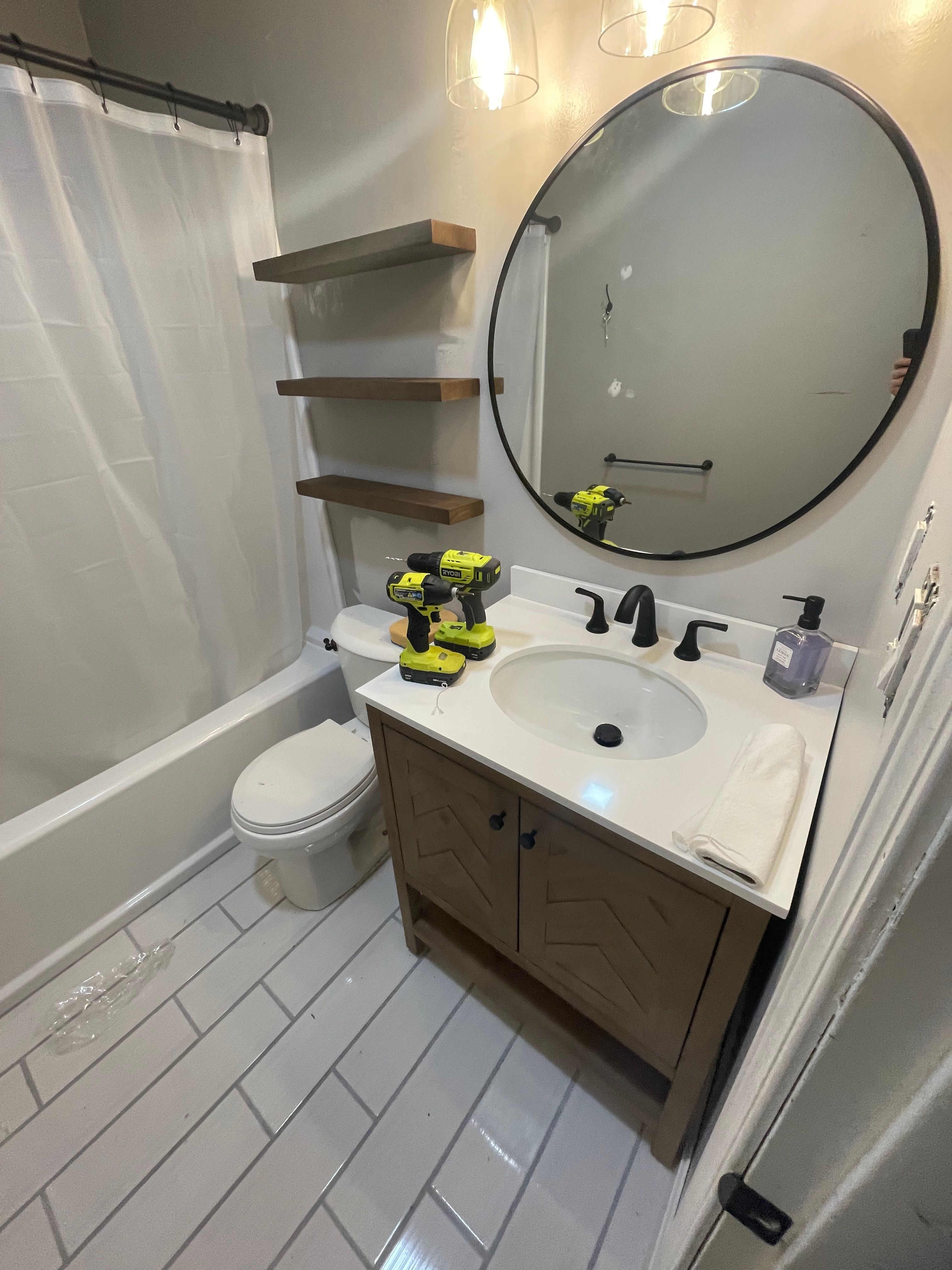  for Fixin’ Hixson’ in Medina, OH