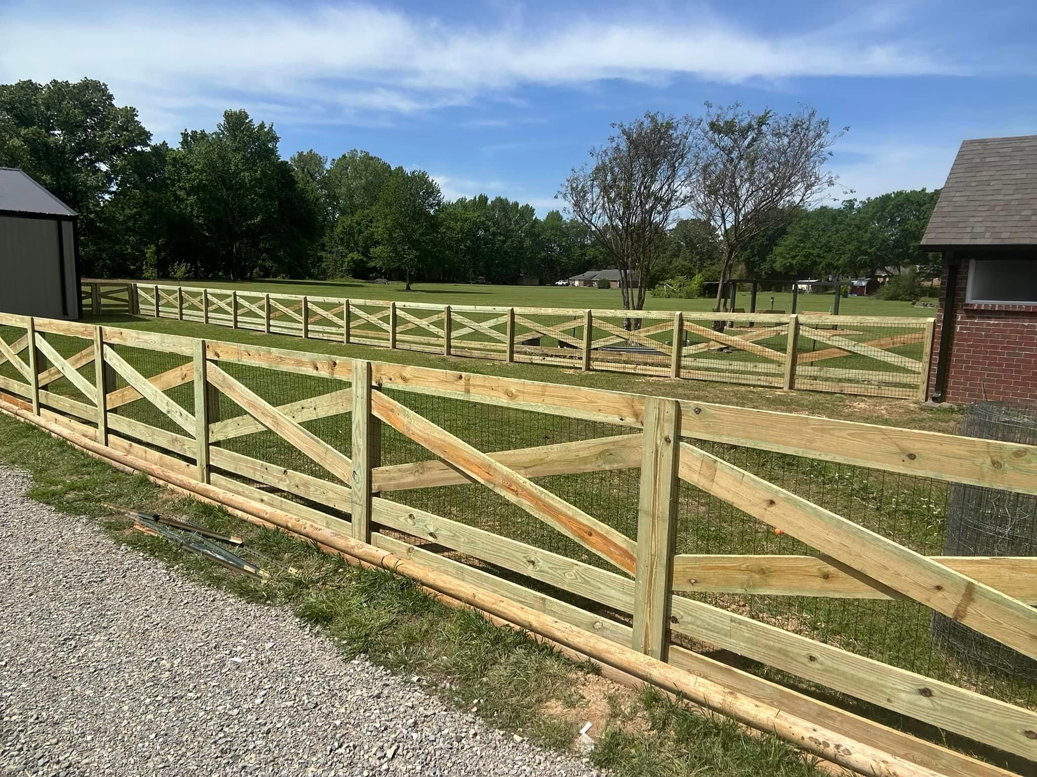  for Manning Fence, LLC in Hernando, MS