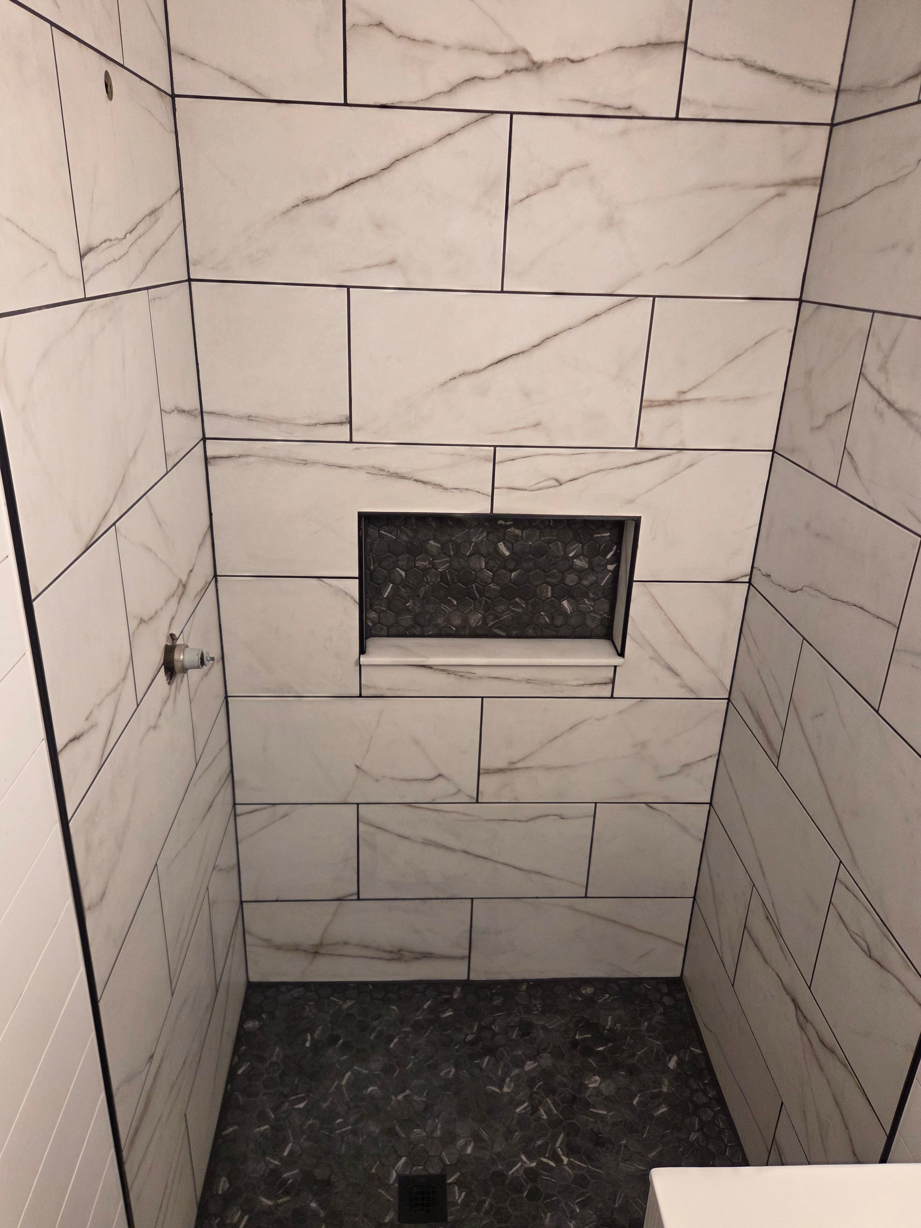  for D&J Custom Floors in Nederland, TX