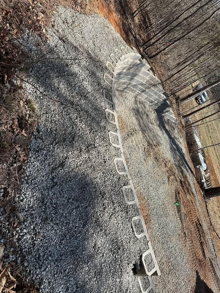  for Collins Constructors in Fyffe, AL